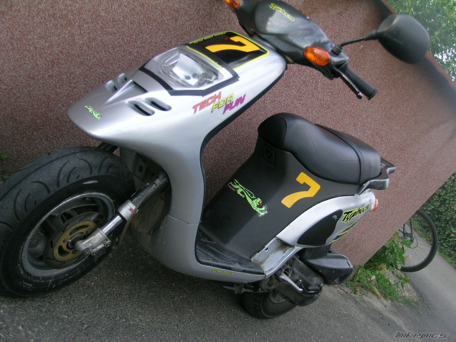 2001 GILERA TYPHOON 50 | Picture 1747196 motorcycle photo