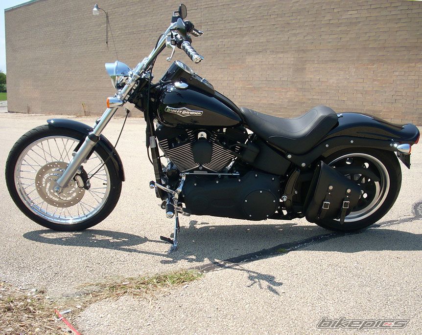 2009 HARLEY DAVIDSON FXSTB | Picture 1747471 motorcycle photo