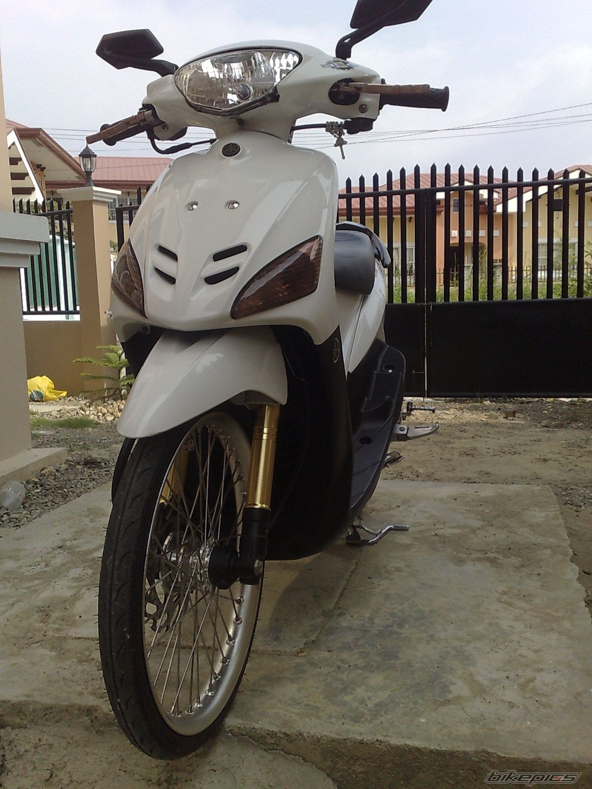 2009 YAMAHA MIO | Picture 1747672 motorcycle photo