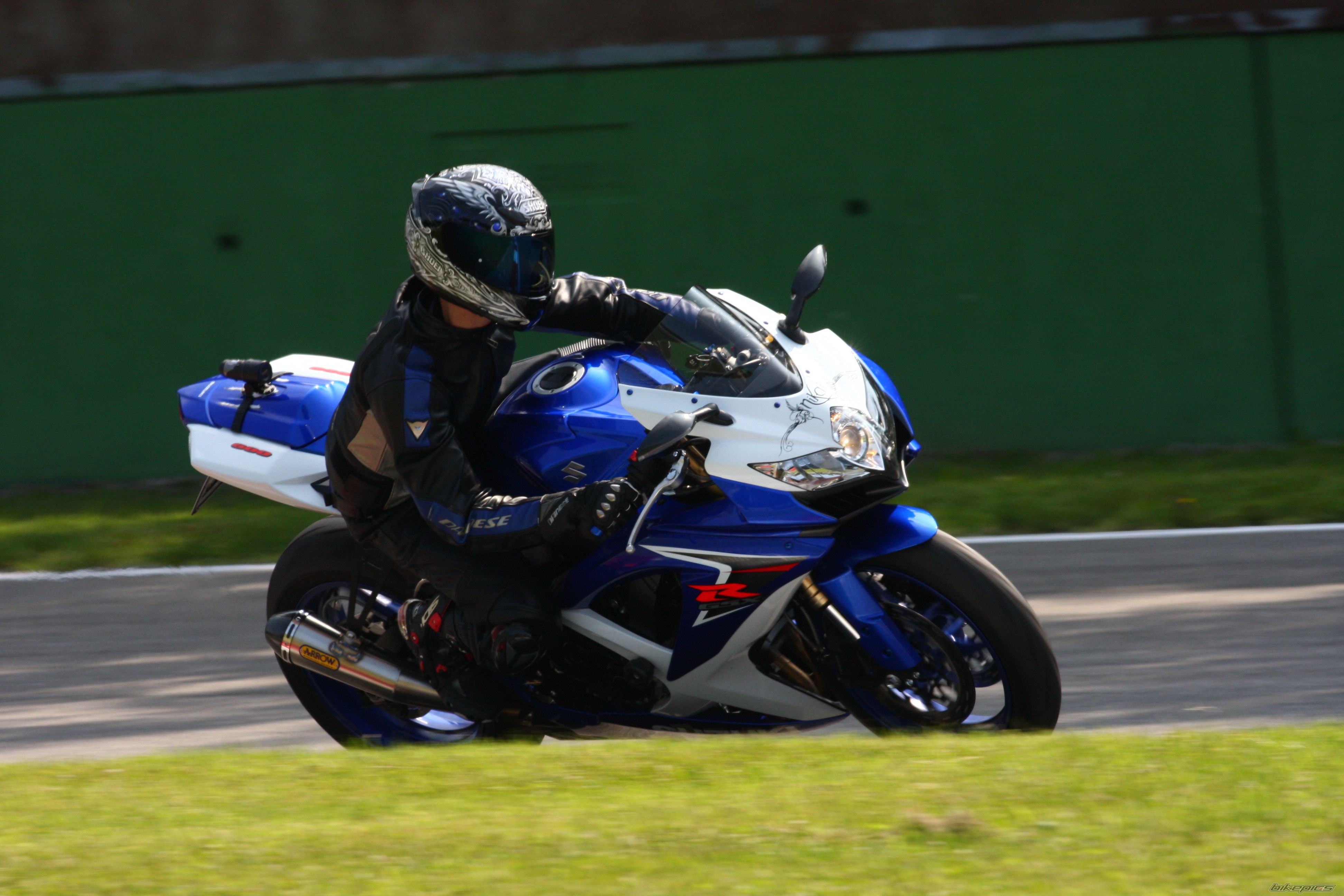 2008 SUZUKI GSX R 600 | Picture 1747992 motorcycle photo