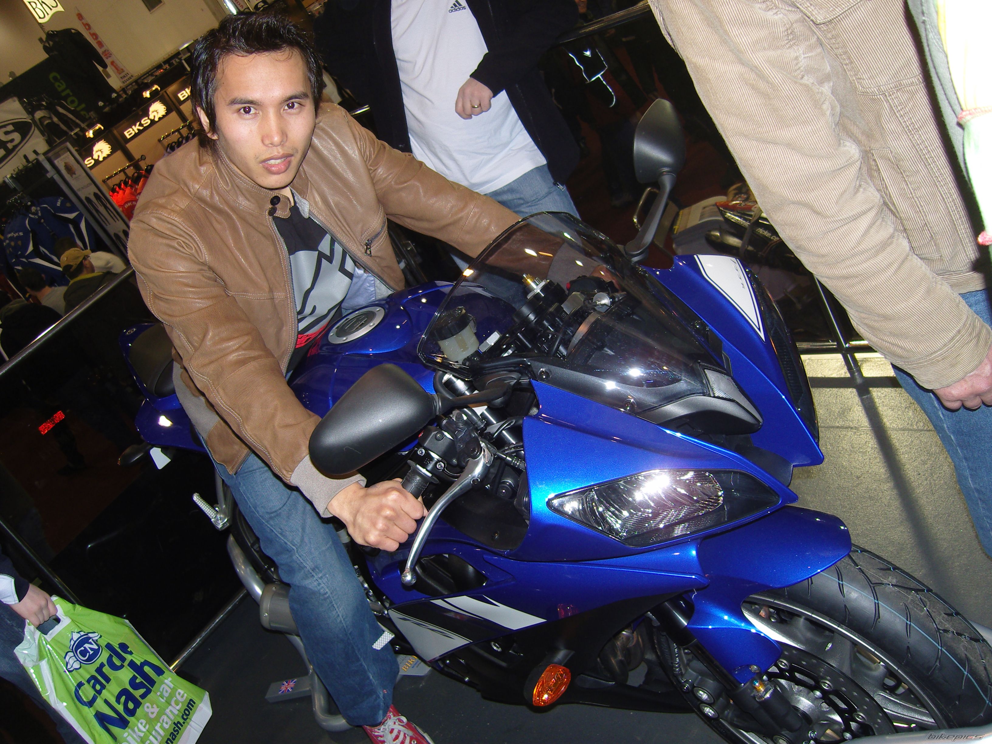 2009 YAMAHA YZF R6 | Picture 1748082 motorcycle photo