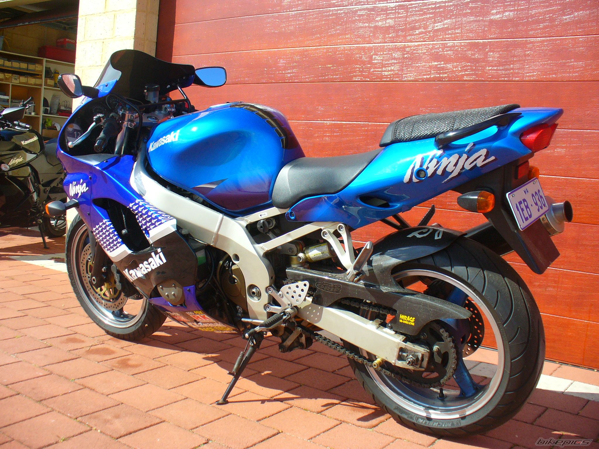 2000 KAWASAKI ZX 9R | Picture 1748390 motorcycle photo