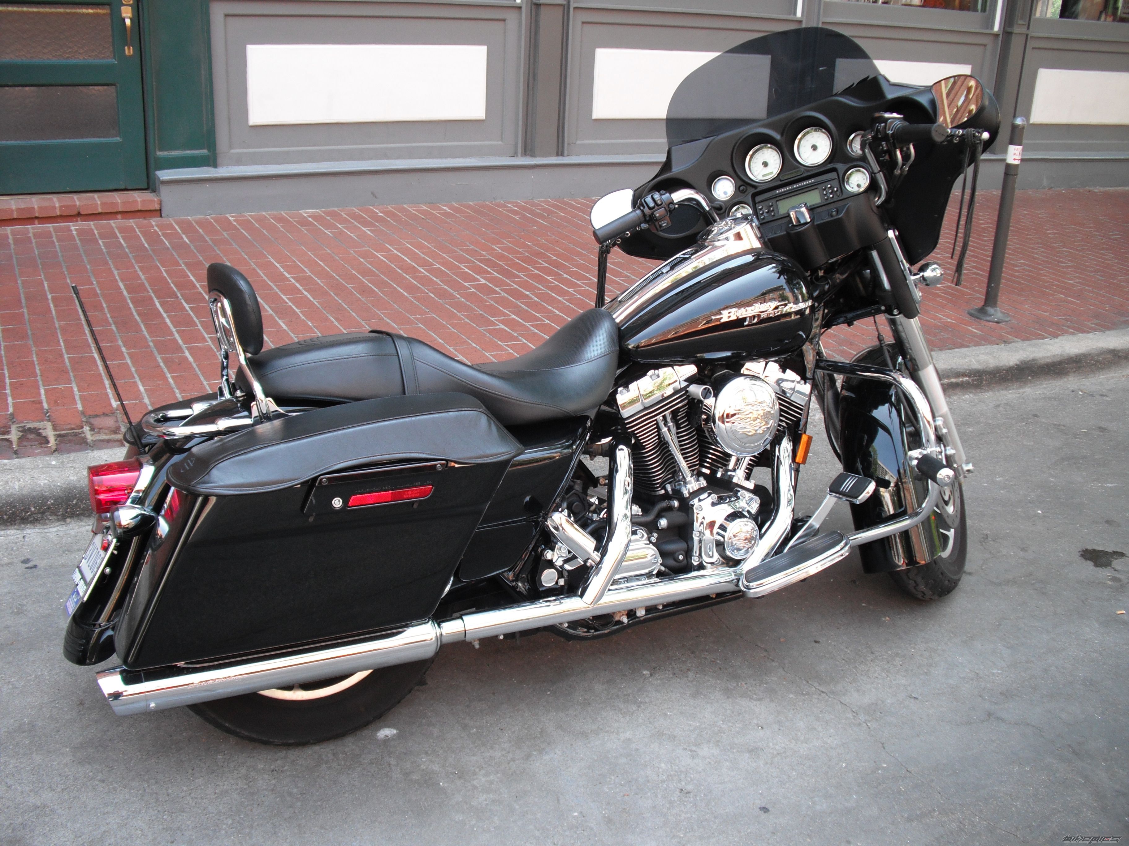 2006 HARLEY DAVIDSON FLHX | Picture 1749070 motorcycle photo
