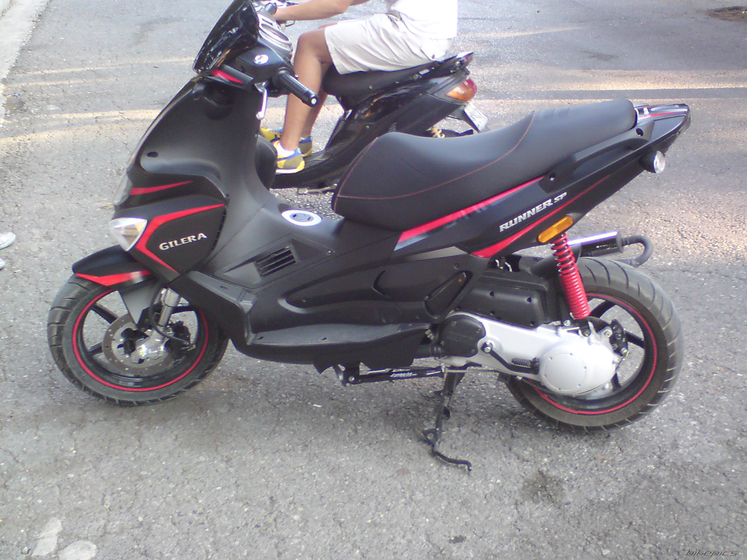 2010 GILERA RUNNER 50 | Picture 1750553 motorcycle photo