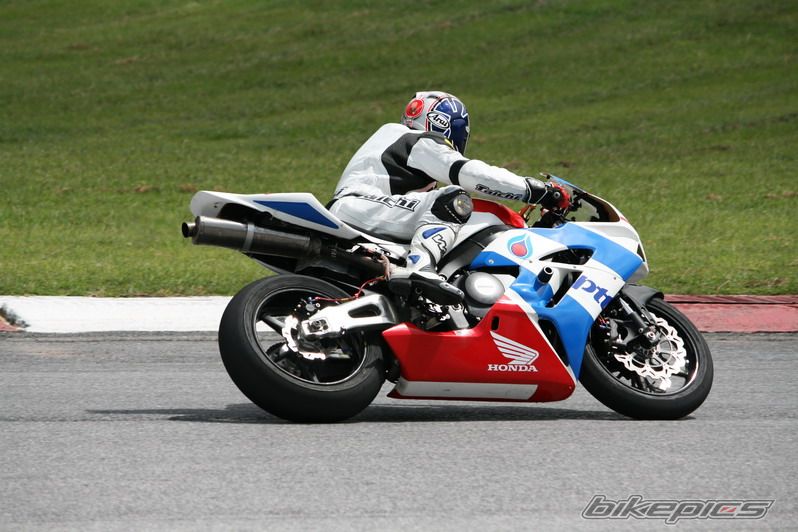 2006 HONDA CBR 1000  RR | Picture 1753422 motorcycle photo
