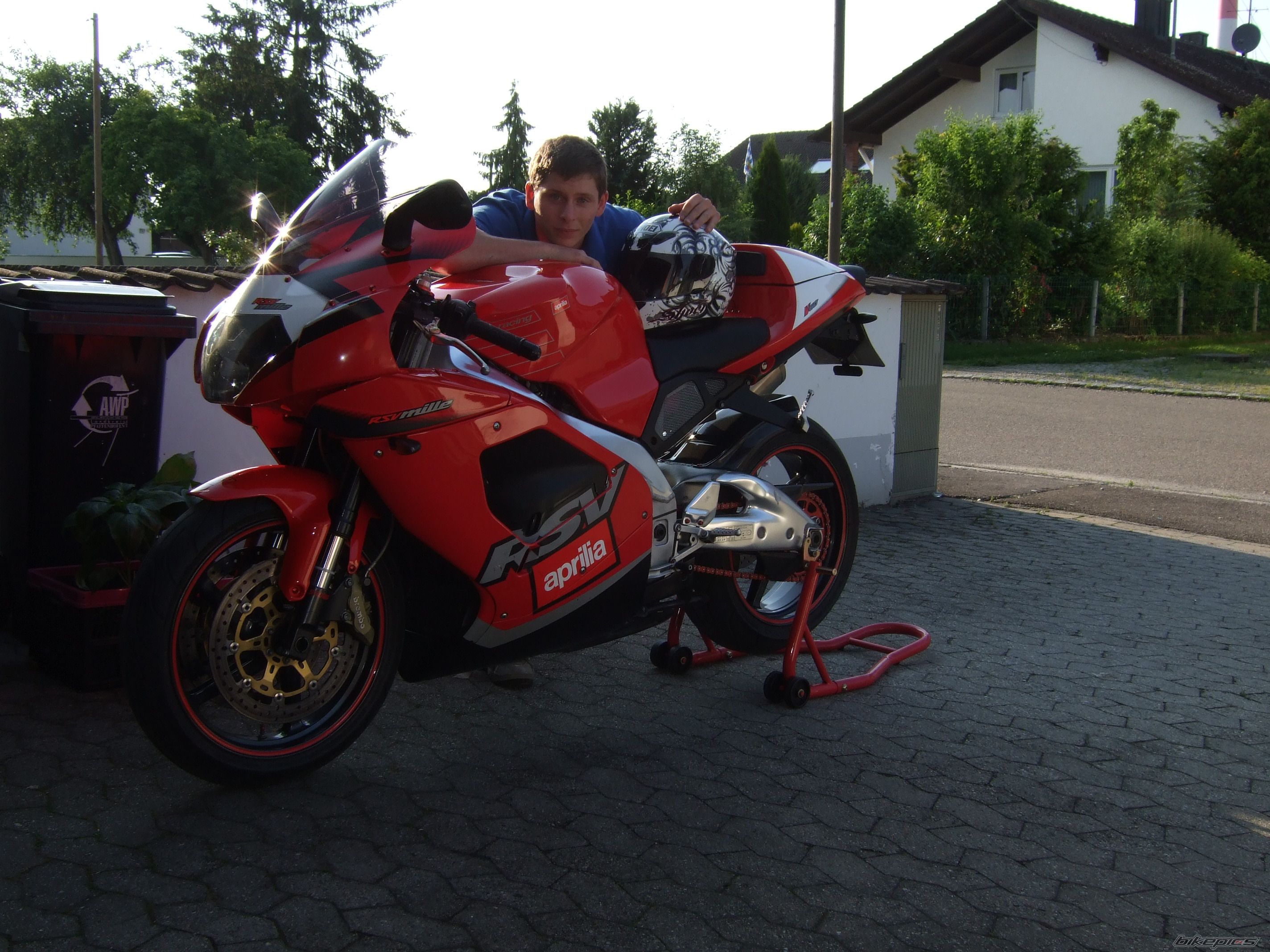 2002 APRILIA RSV 1000 MILLE | Picture 1753484 motorcycle photo