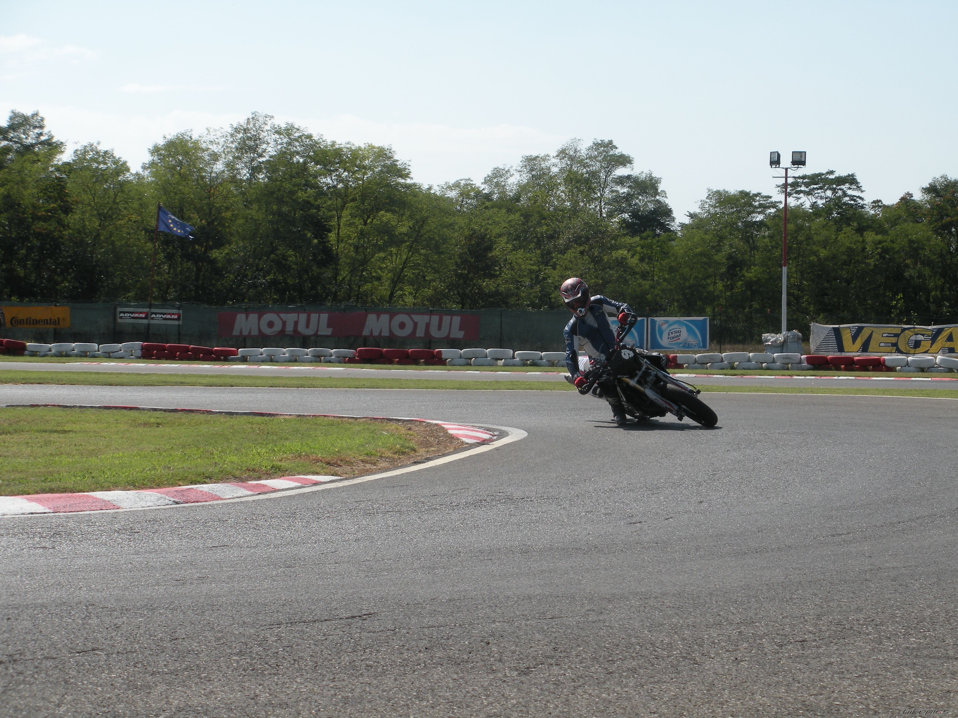 2008 SUZUKI DRZ 400 | Picture 1755816 motorcycle photo