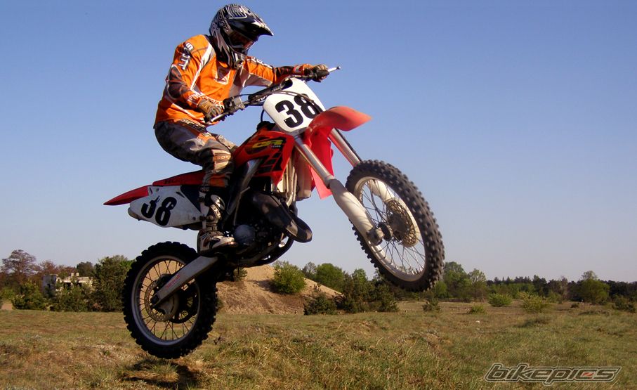 2002 HONDA CR 125 | Picture 1756321 motorcycle photo