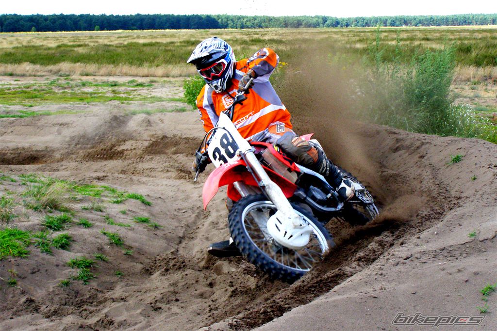 2002 HONDA CR 125 | Picture 1756323 motorcycle photo