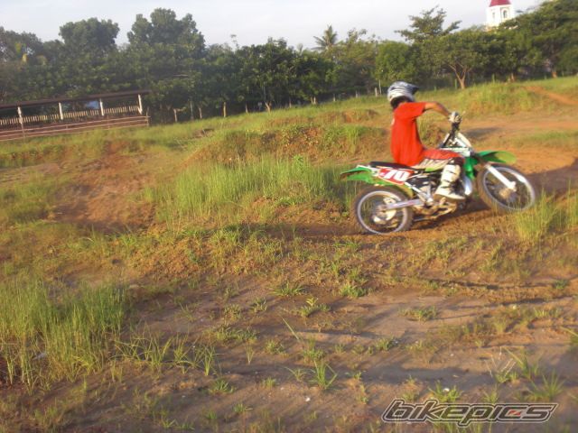 2010 KAWASAKI KMX 125 | Picture 1756405 motorcycle photo