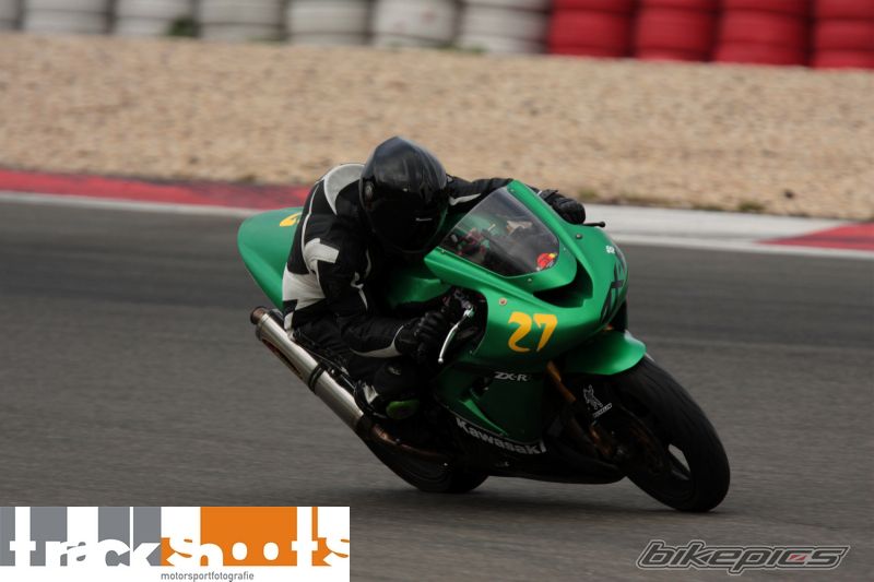 2004 KAWASAKI ZX 10R | Picture 1756592 motorcycle photo