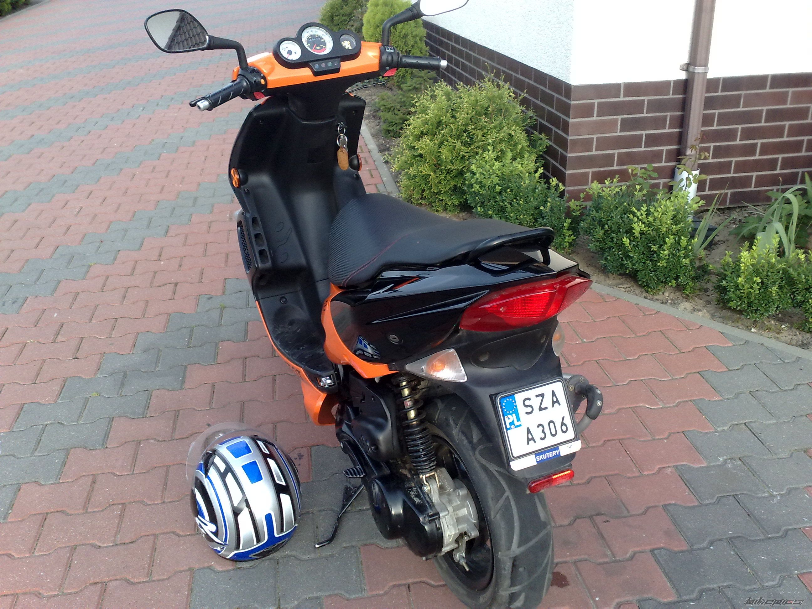 2007 PEUGEOT SPEEDFIGHT2 50 | Picture 1756728 motorcycle photo