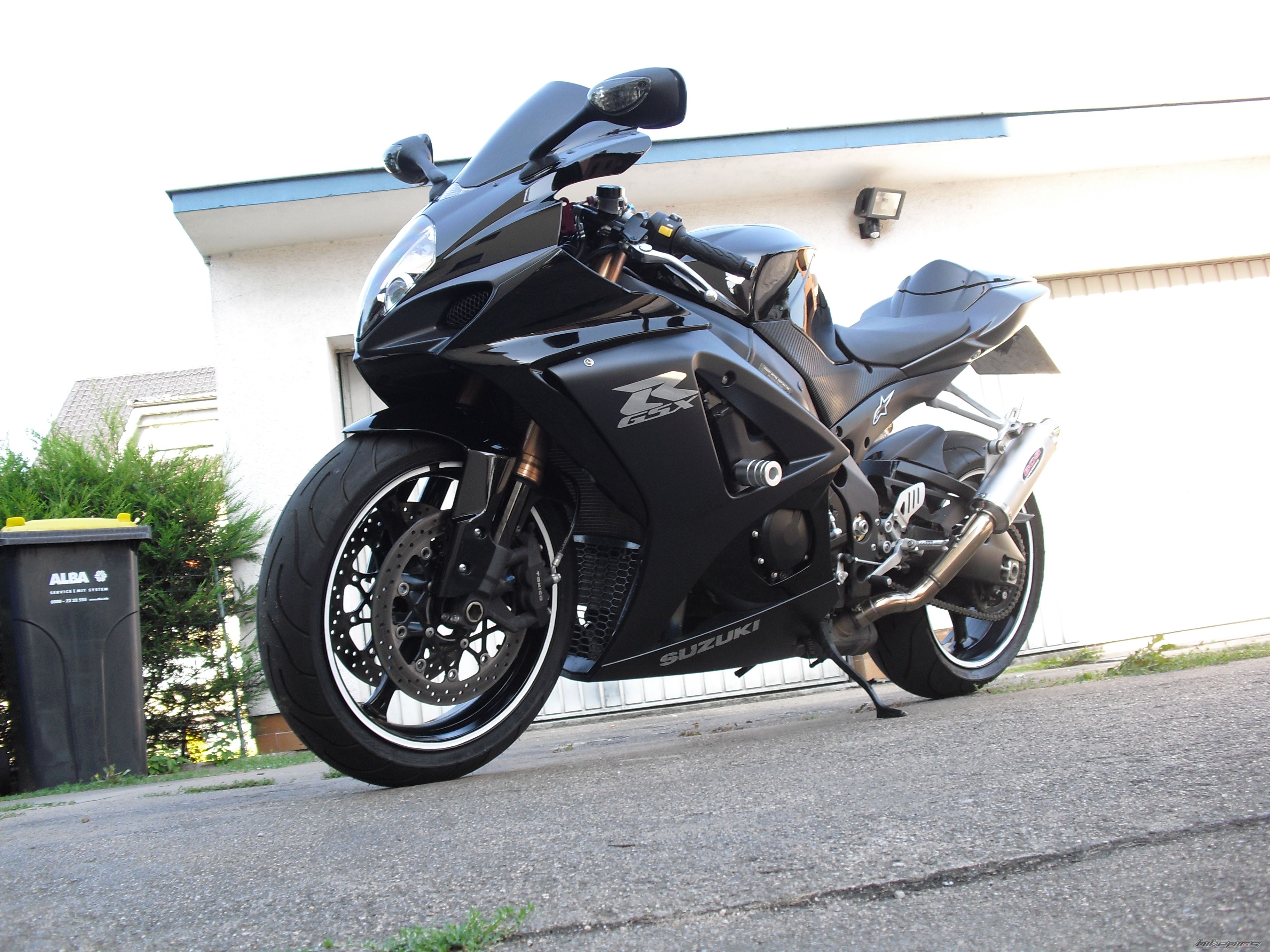 2008 SUZUKI GSX R 1000 | Picture 1759128 motorcycle photo