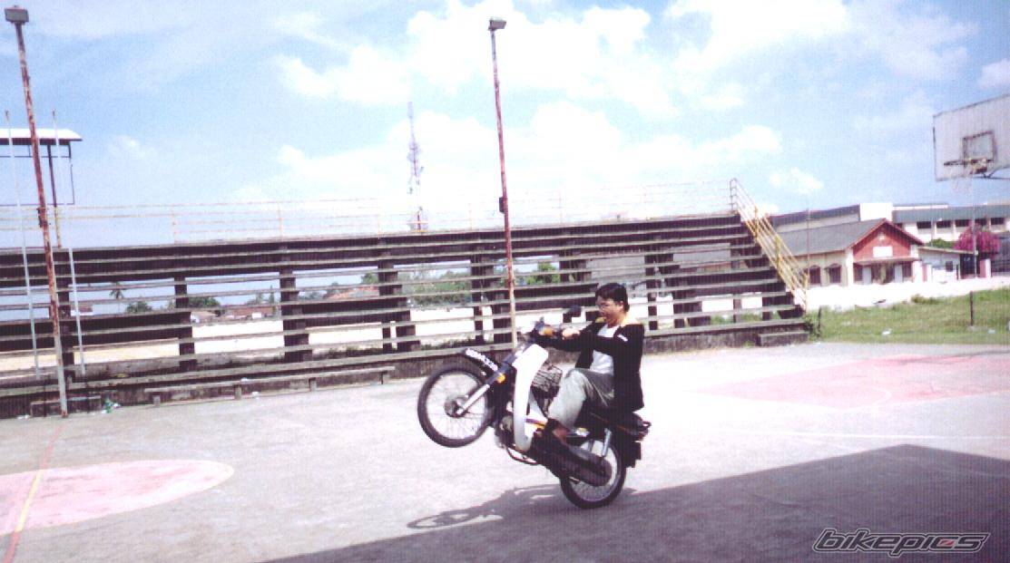 1998 HONDA EX3 C70 | Picture 175986 motorcycle photo