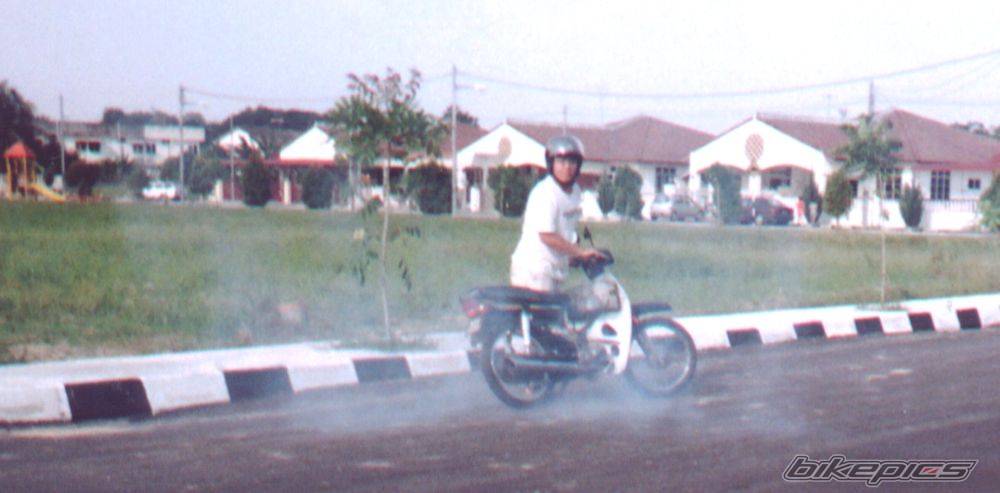 1998 HONDA EX3 C70 | Picture 176041 motorcycle photo