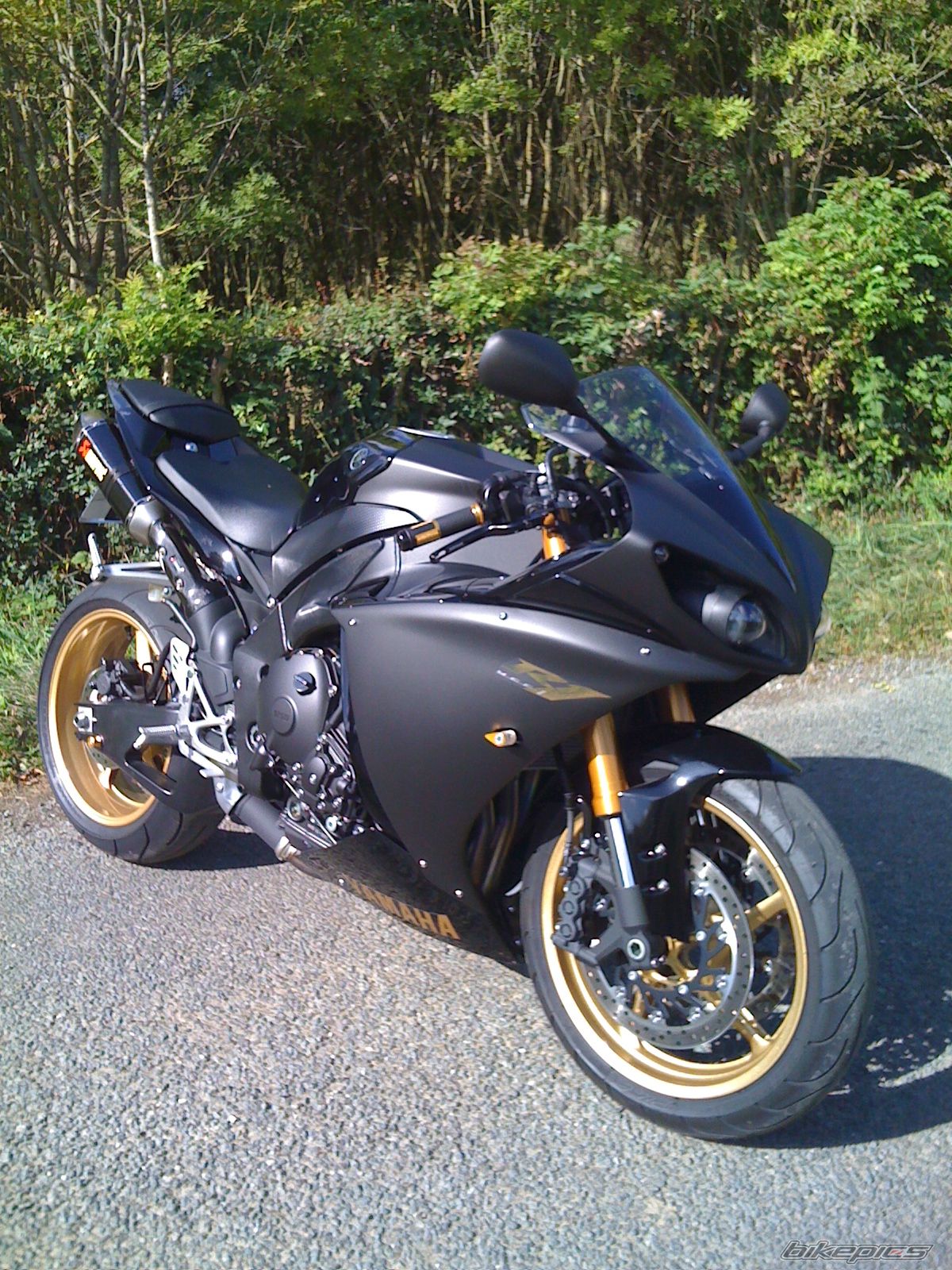 2009 YAMAHA YZF R1 | Picture 1772707 motorcycle photo