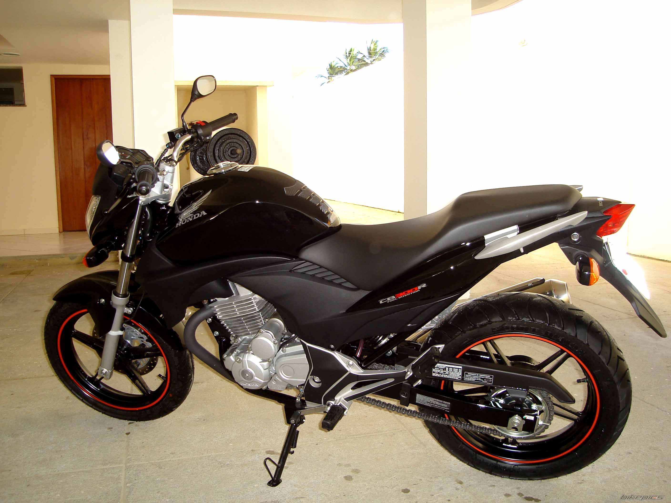 2009 HONDA CBX 250 | Picture 1773010 motorcycle photo