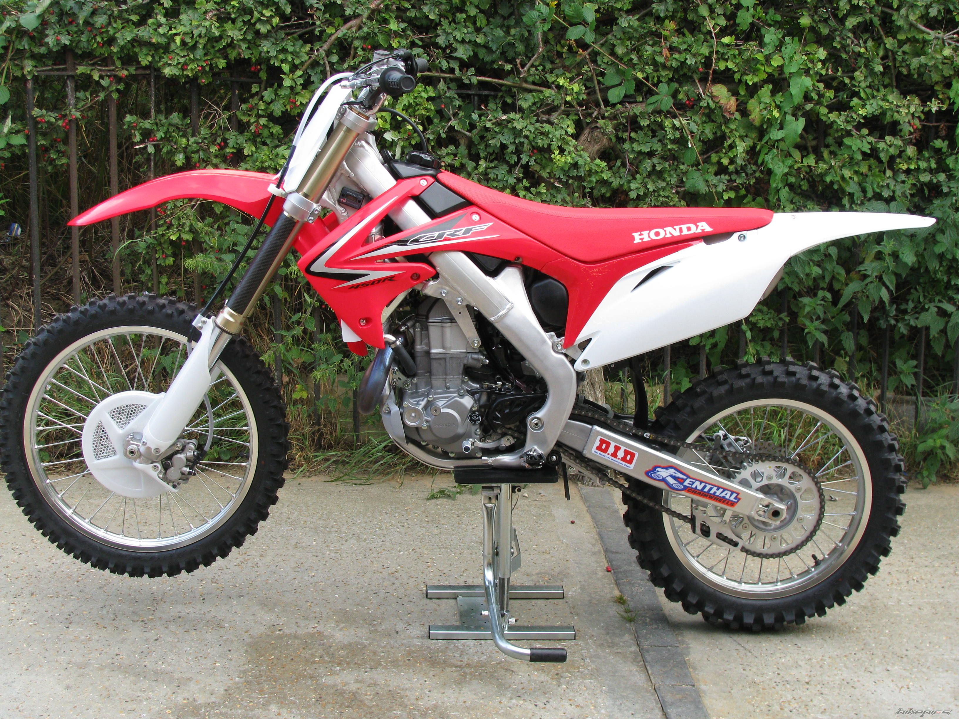 2010 HONDA CRF 450 | Picture 1773049 motorcycle photo