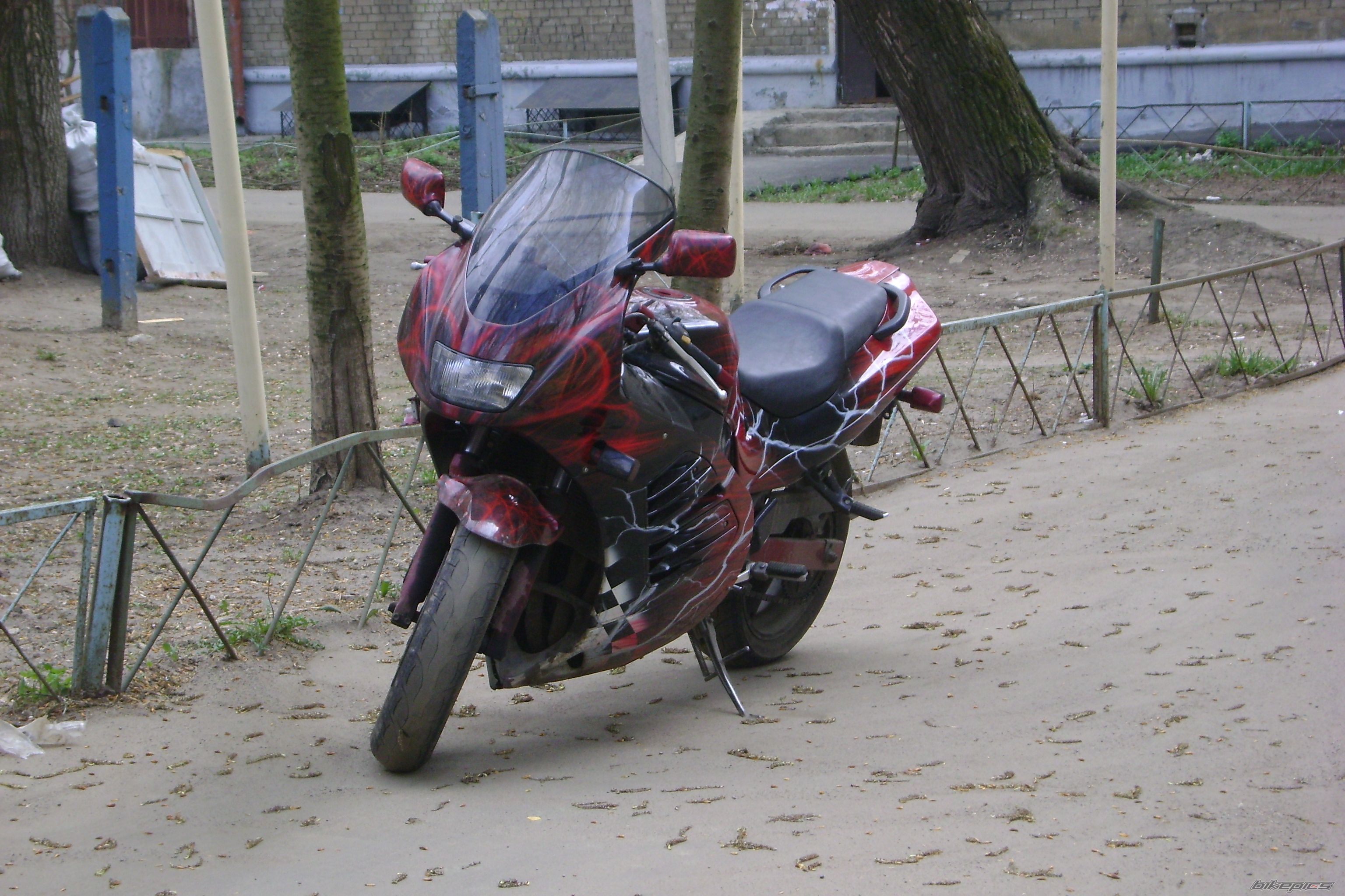 1994 SUZUKI RF 400 | Picture 1775460 motorcycle photo