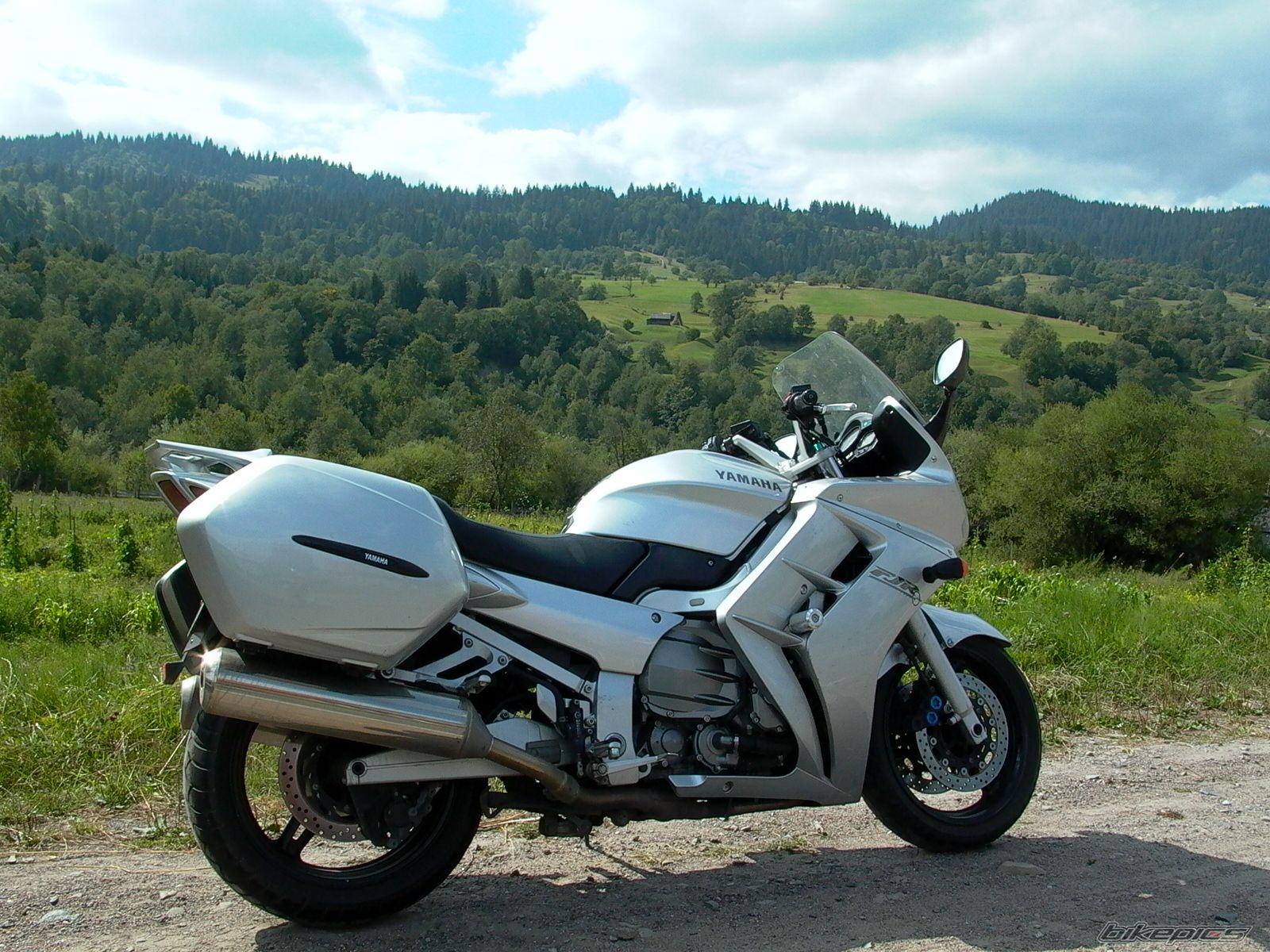 2001 YAMAHA FJR 1300 | Picture 1776115 motorcycle photo