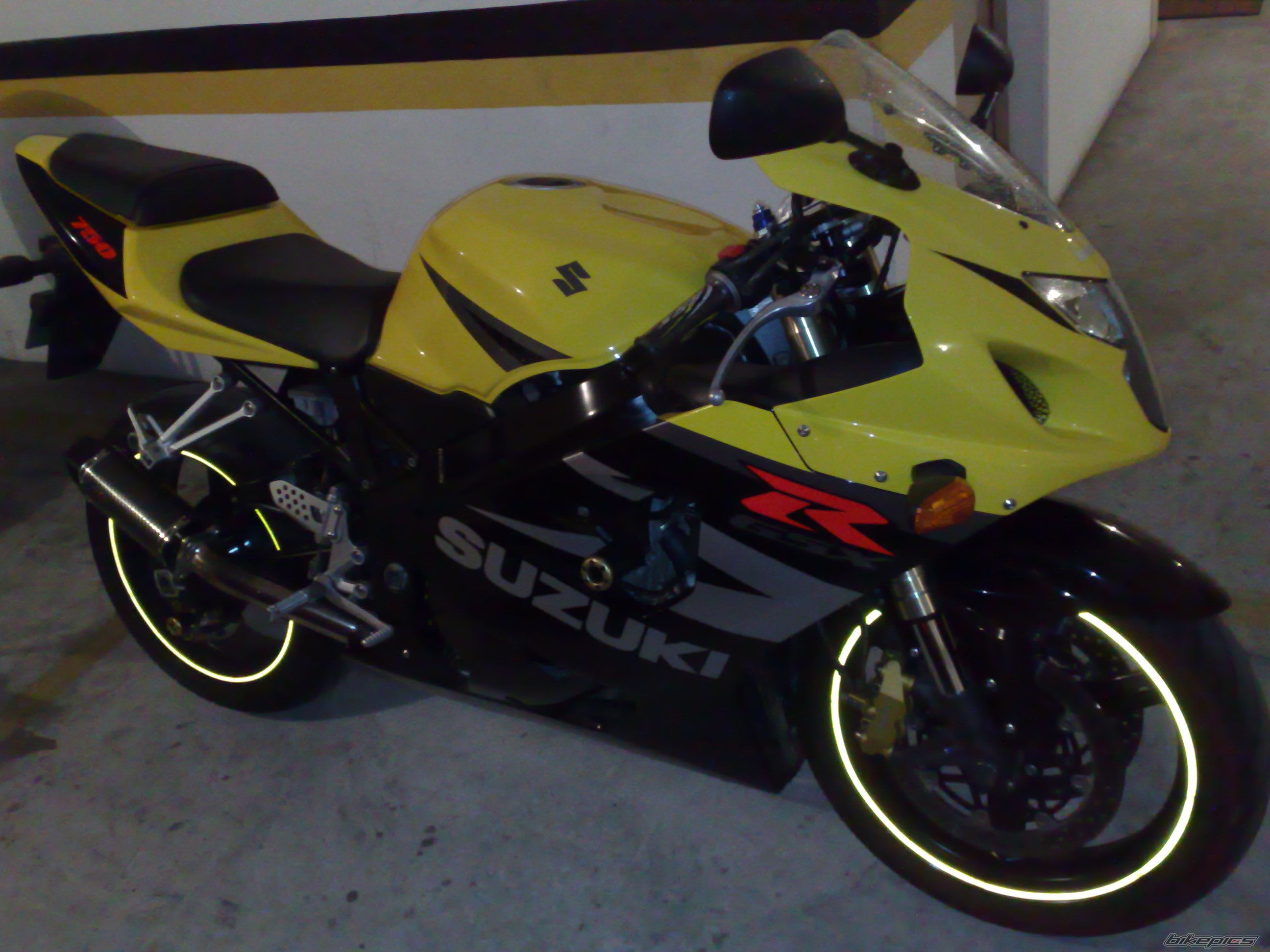 2005 SUZUKI GSX R 750 | Picture 1777110 motorcycle photo