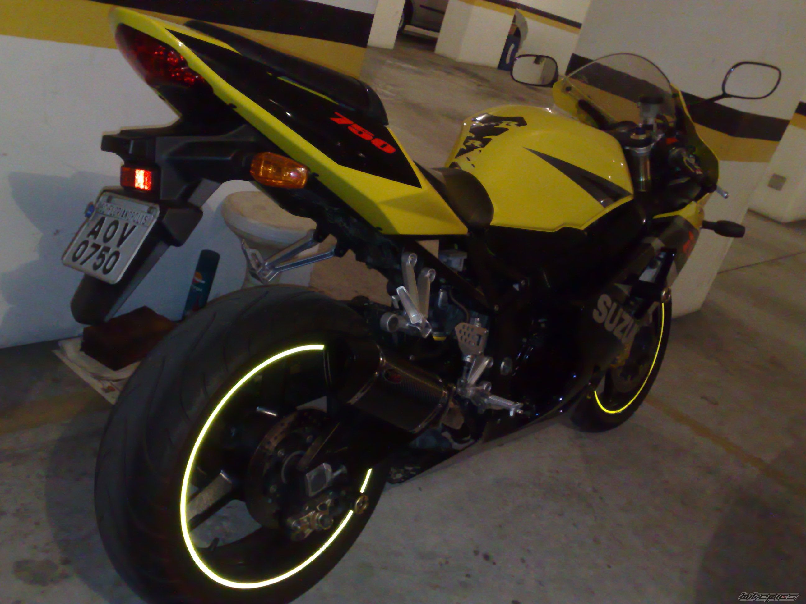 2005 SUZUKI GSX R 750 | Picture 1777116 motorcycle photo