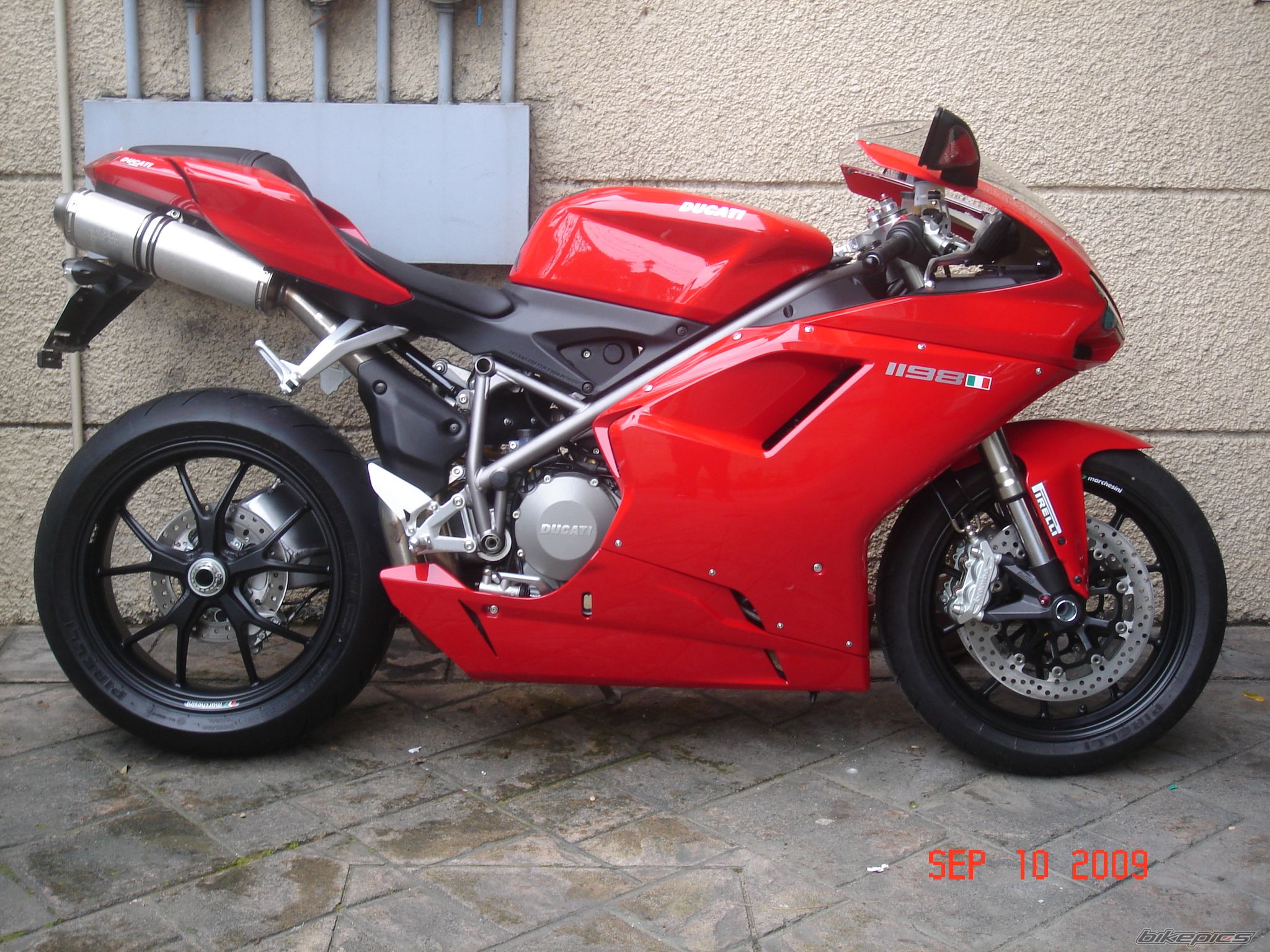 2009 DUCATI 848 | Picture 1777301 motorcycle photo