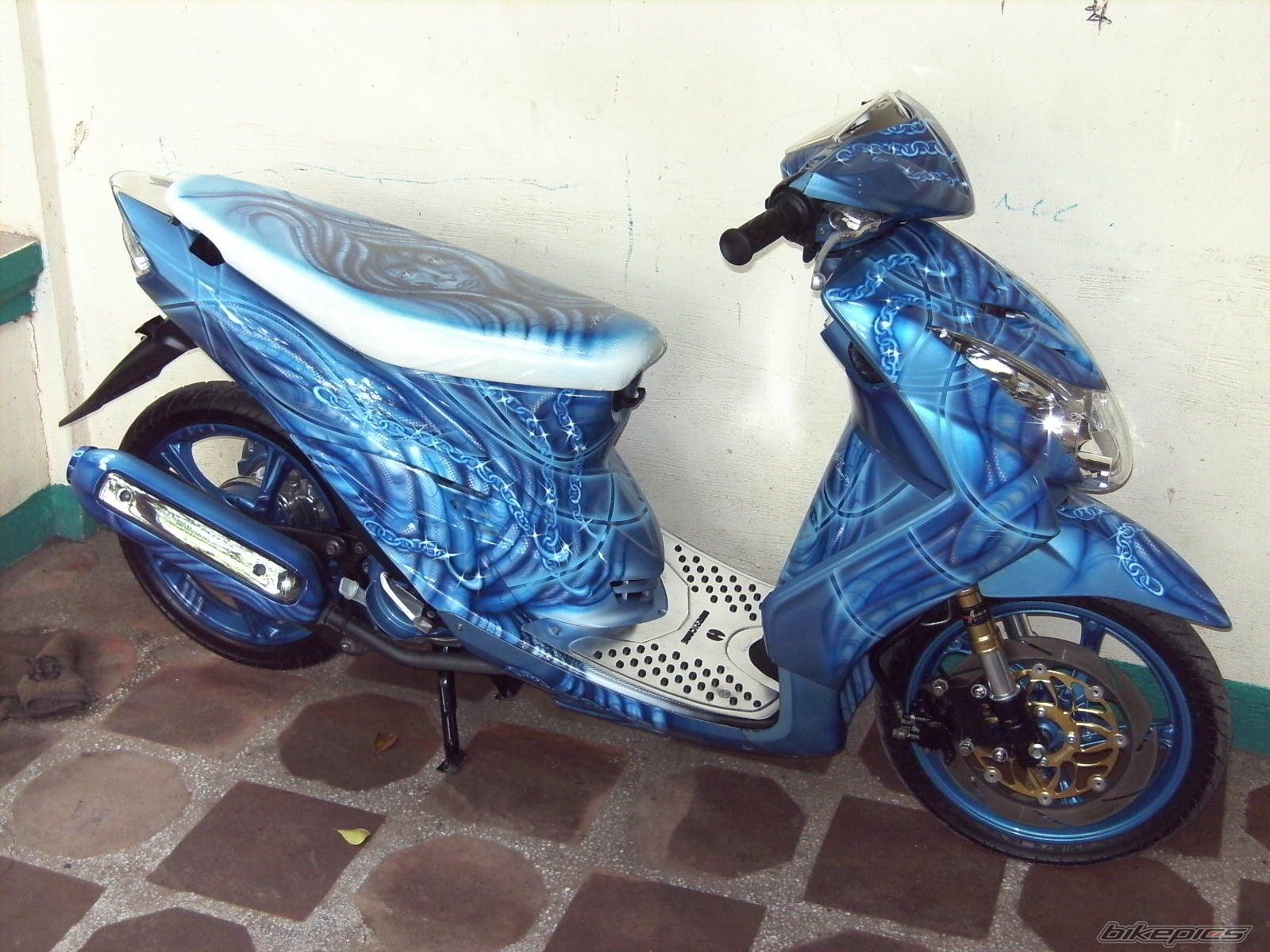 2008 YAMAHA MIO | Picture 1777462 motorcycle photo