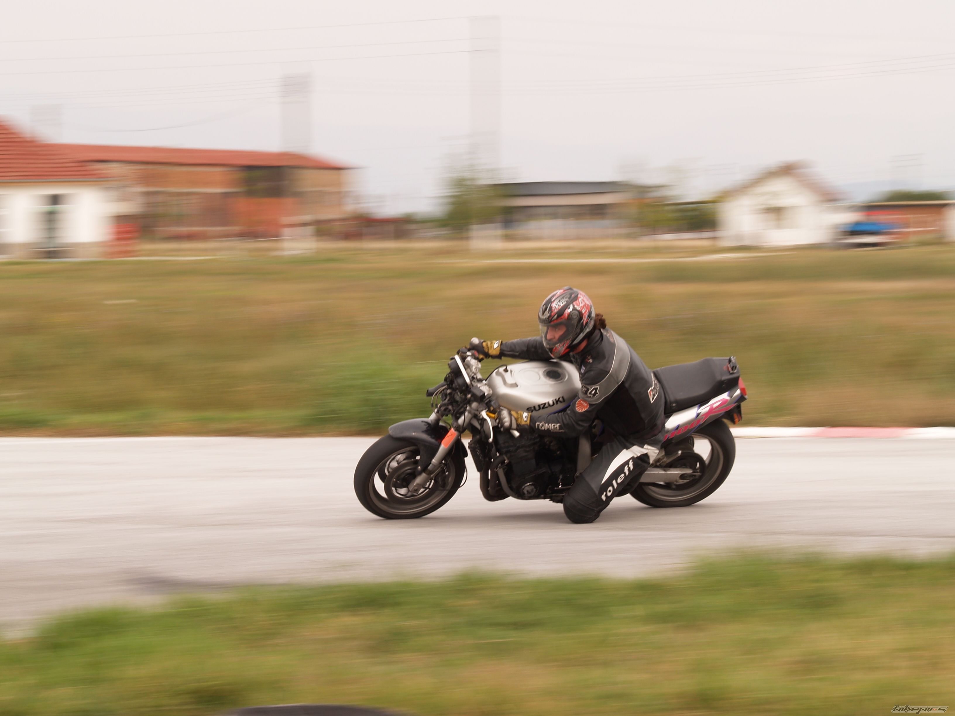 1992 SUZUKI GSX R 1100 | Picture 1779373 motorcycle photo