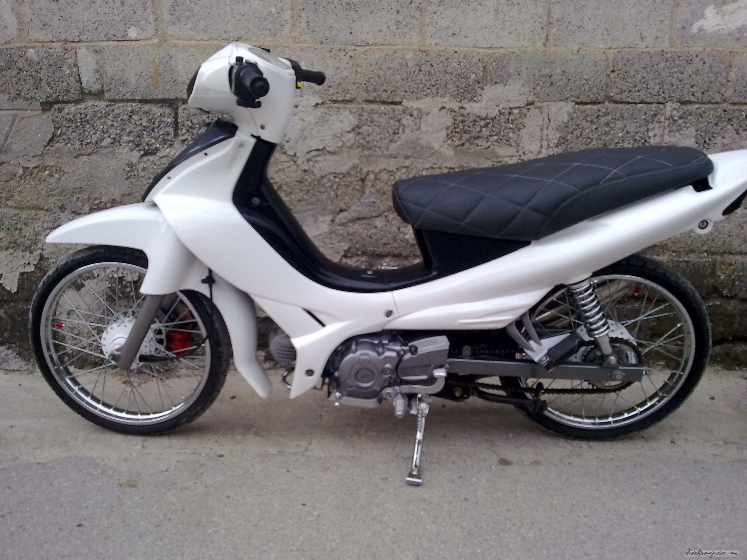 2010 YAMAHA CRYPTON R 137 | Picture 1779461 motorcycle photo