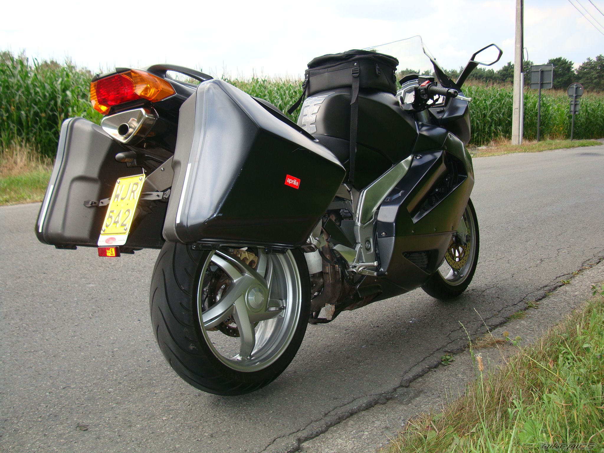2004 APRILIA RST 1000 FUTURA | Picture 1781280 motorcycle photo