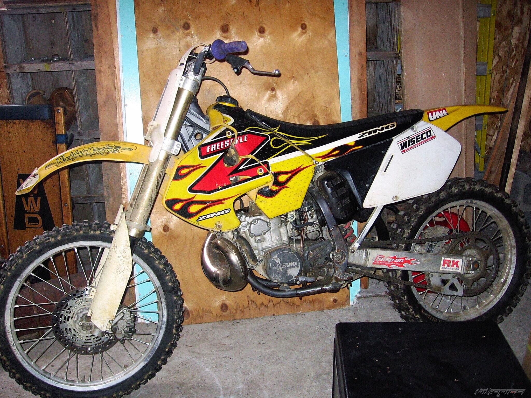 2000 SUZUKI RM 250 | Picture 1782652 motorcycle photo