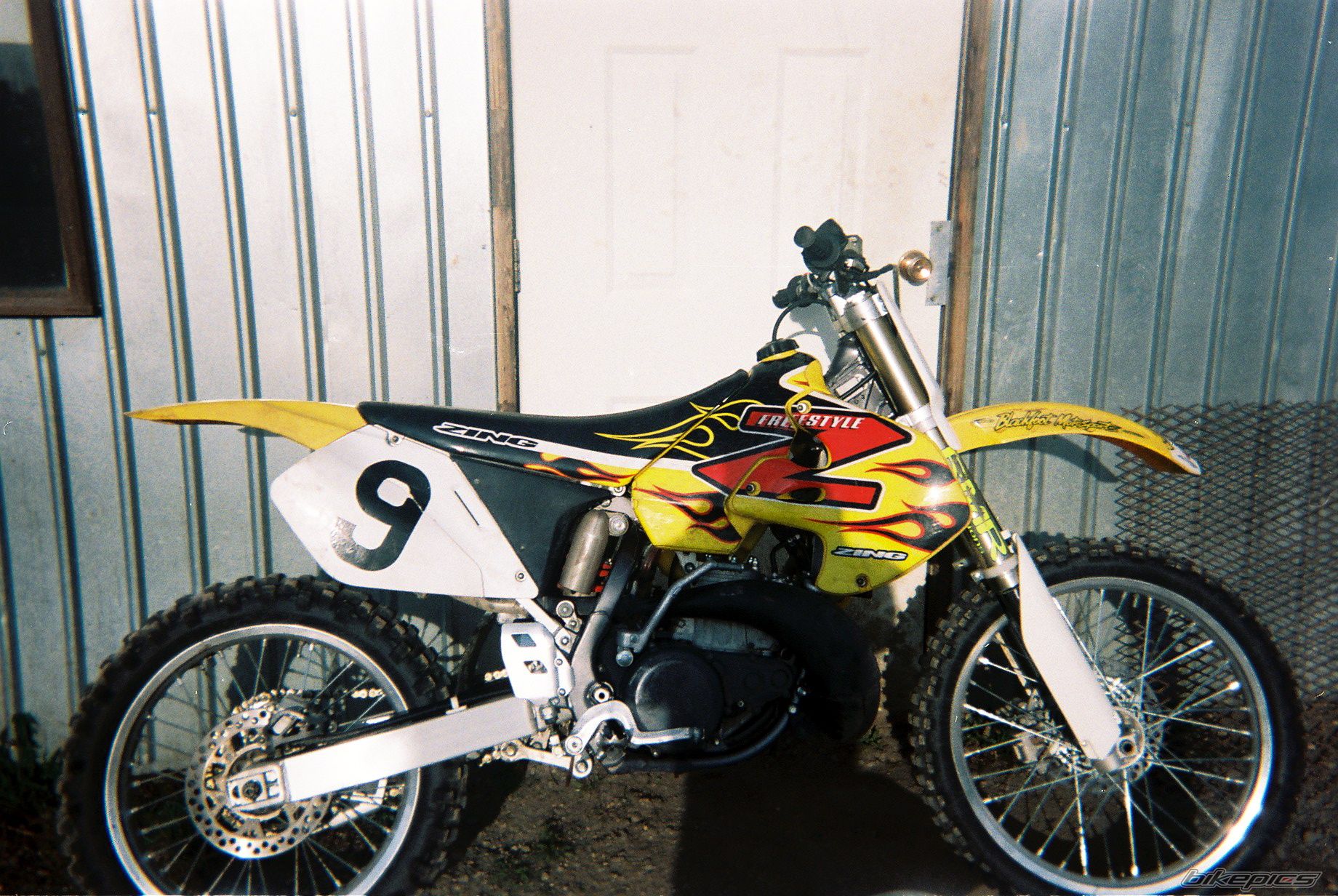 2000 SUZUKI RM 250 | Picture 1782653 motorcycle photo