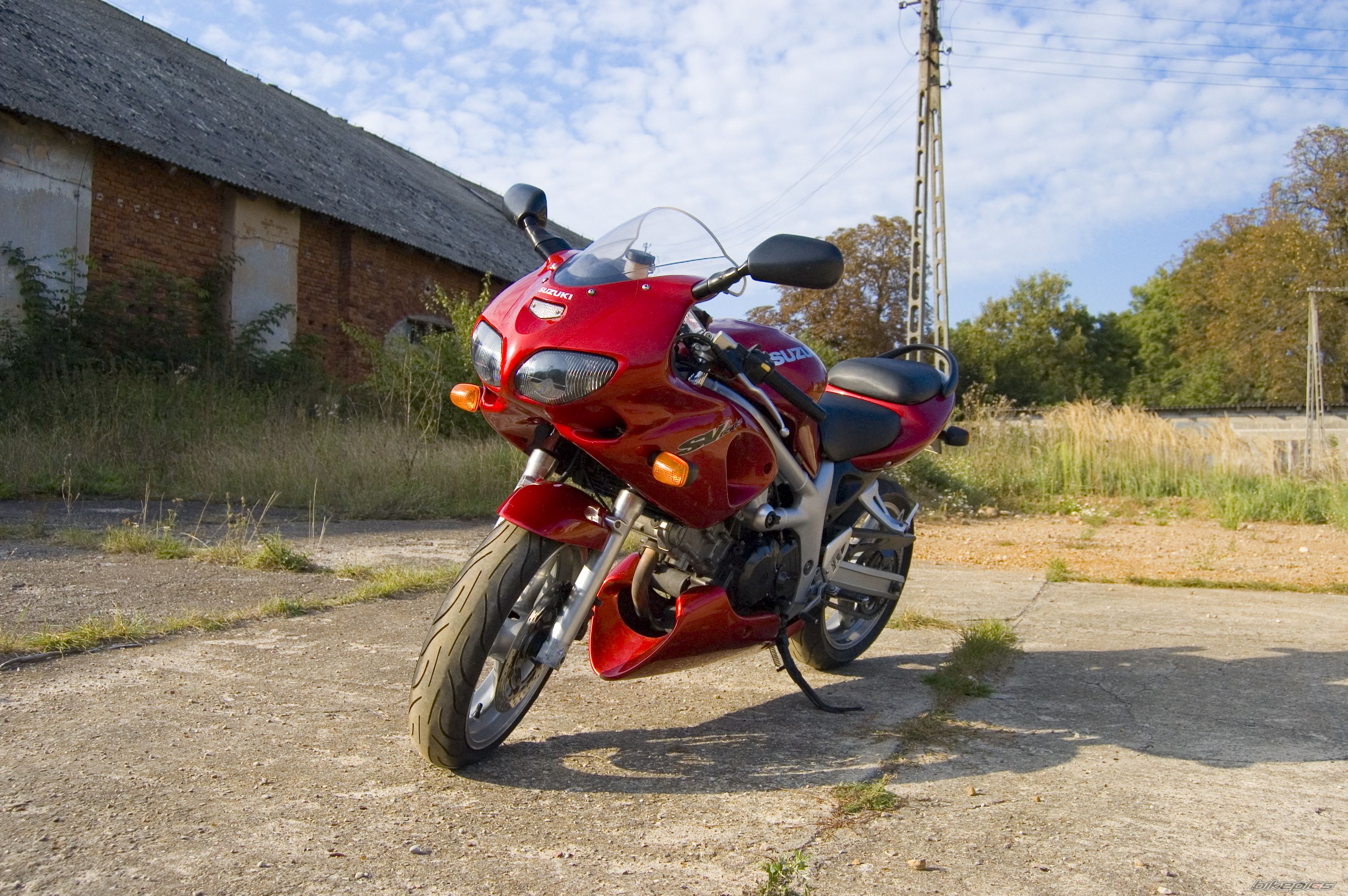 2001 SUZUKI SV 650S | Picture 1782659 motorcycle photo