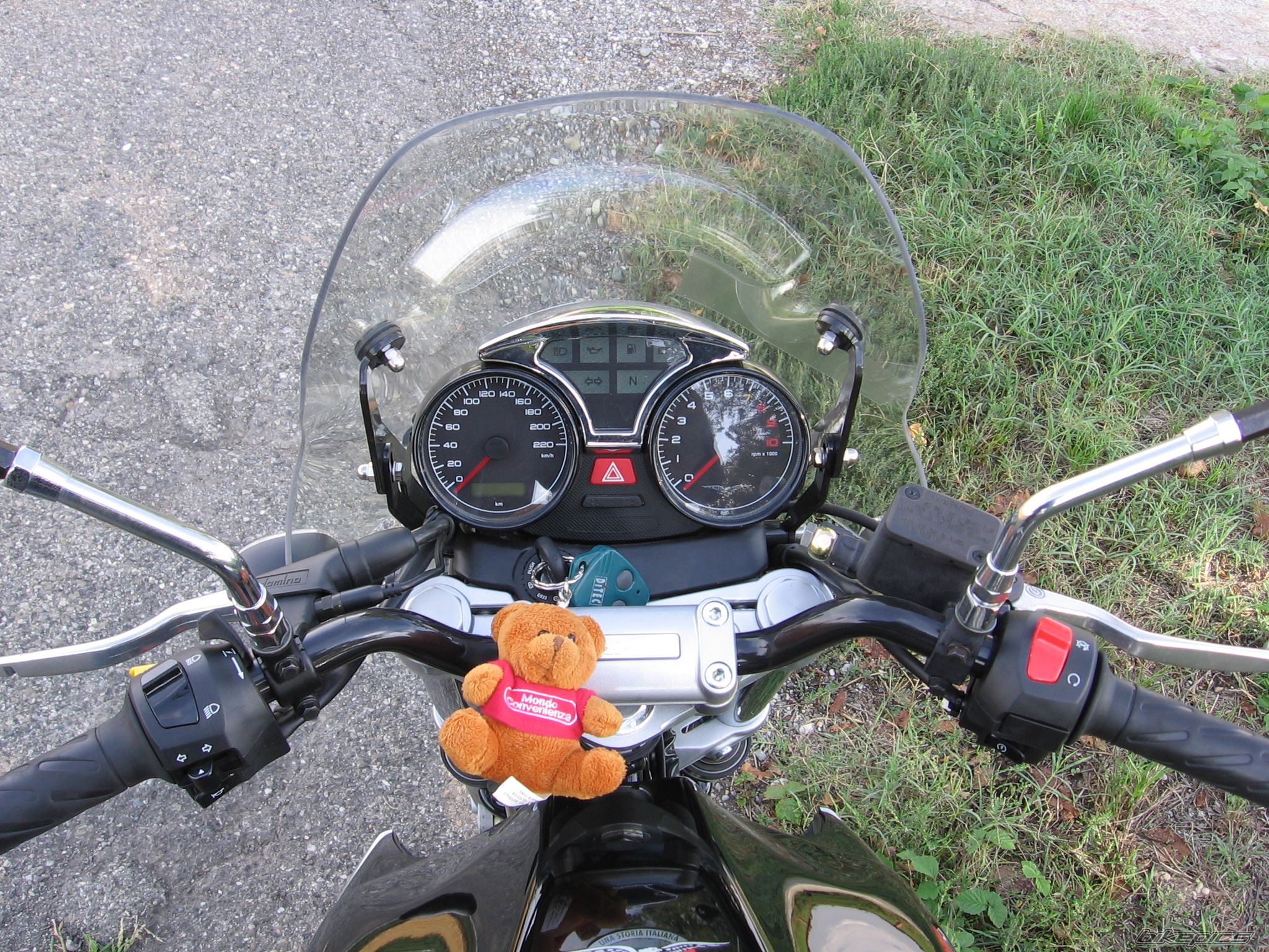 2006 MOTO GUZZI BREVA 750 | Picture 1783902 motorcycle photo