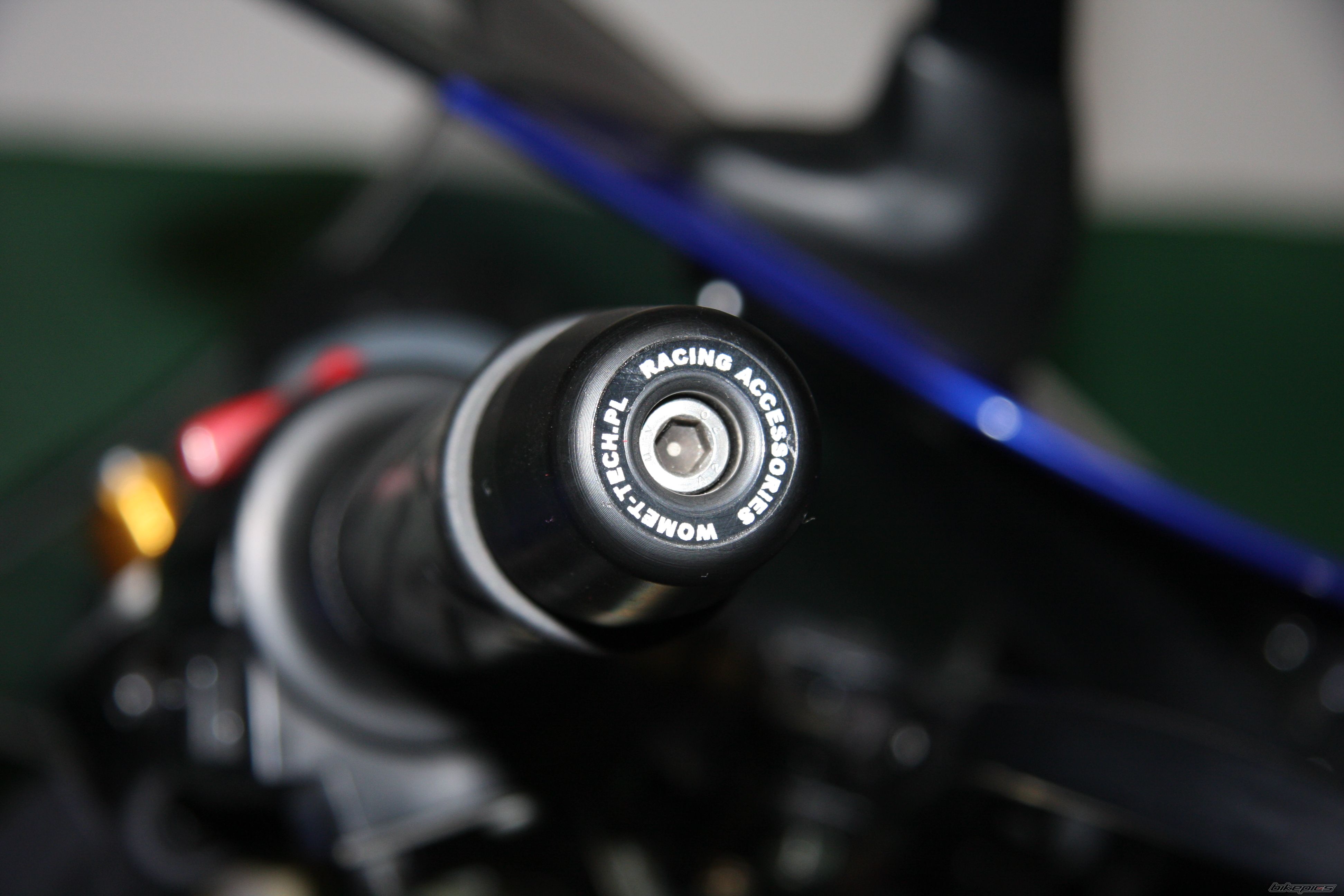 2005 YAMAHA YZF R6 | Picture 1785541 motorcycle photo
