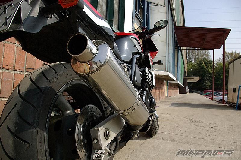 2000 YAMAHA FZS 600 FAZER | Picture 1785702 motorcycle photo