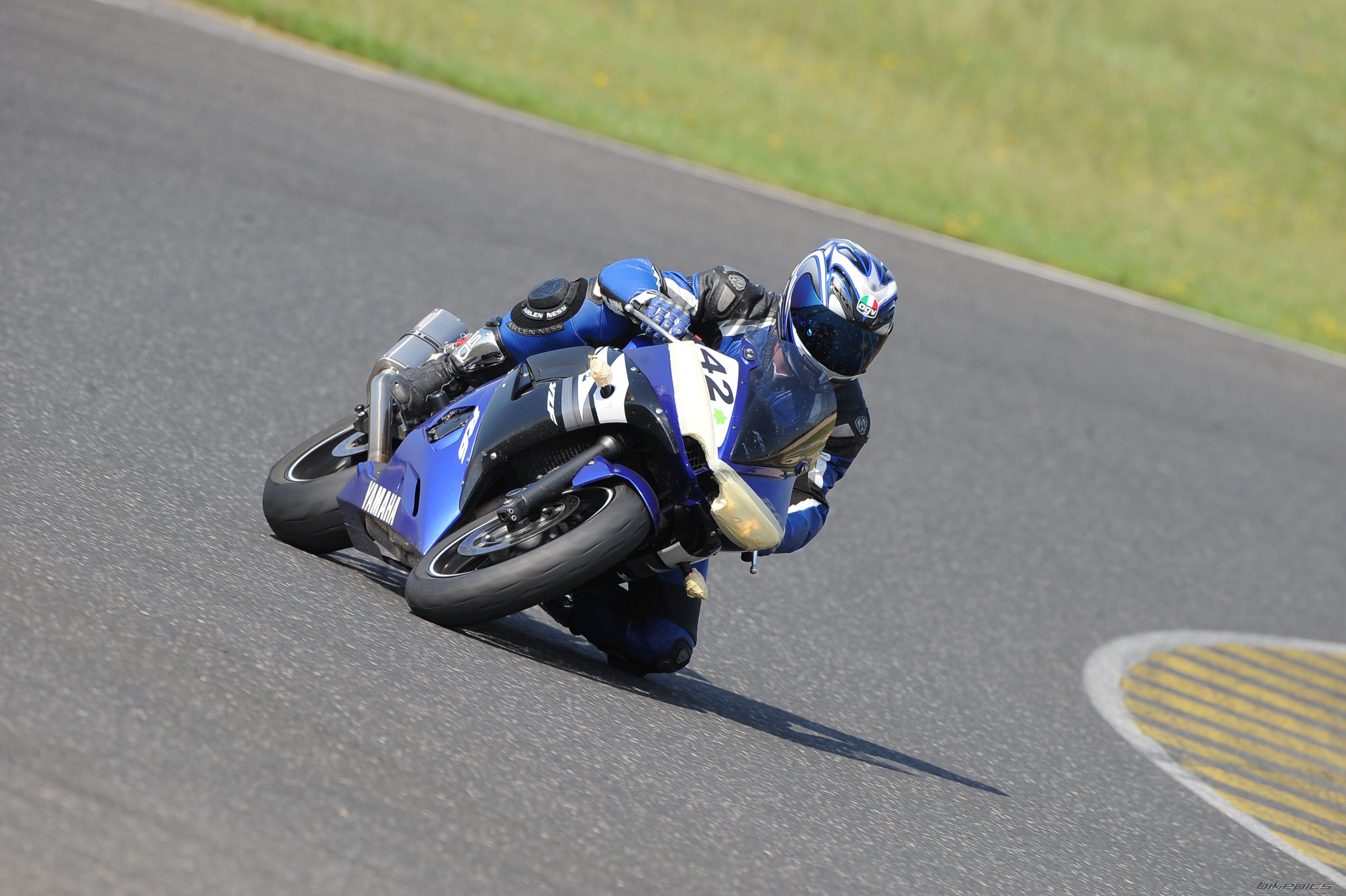2003 YAMAHA YZF R6 | Picture 1787355 motorcycle photo