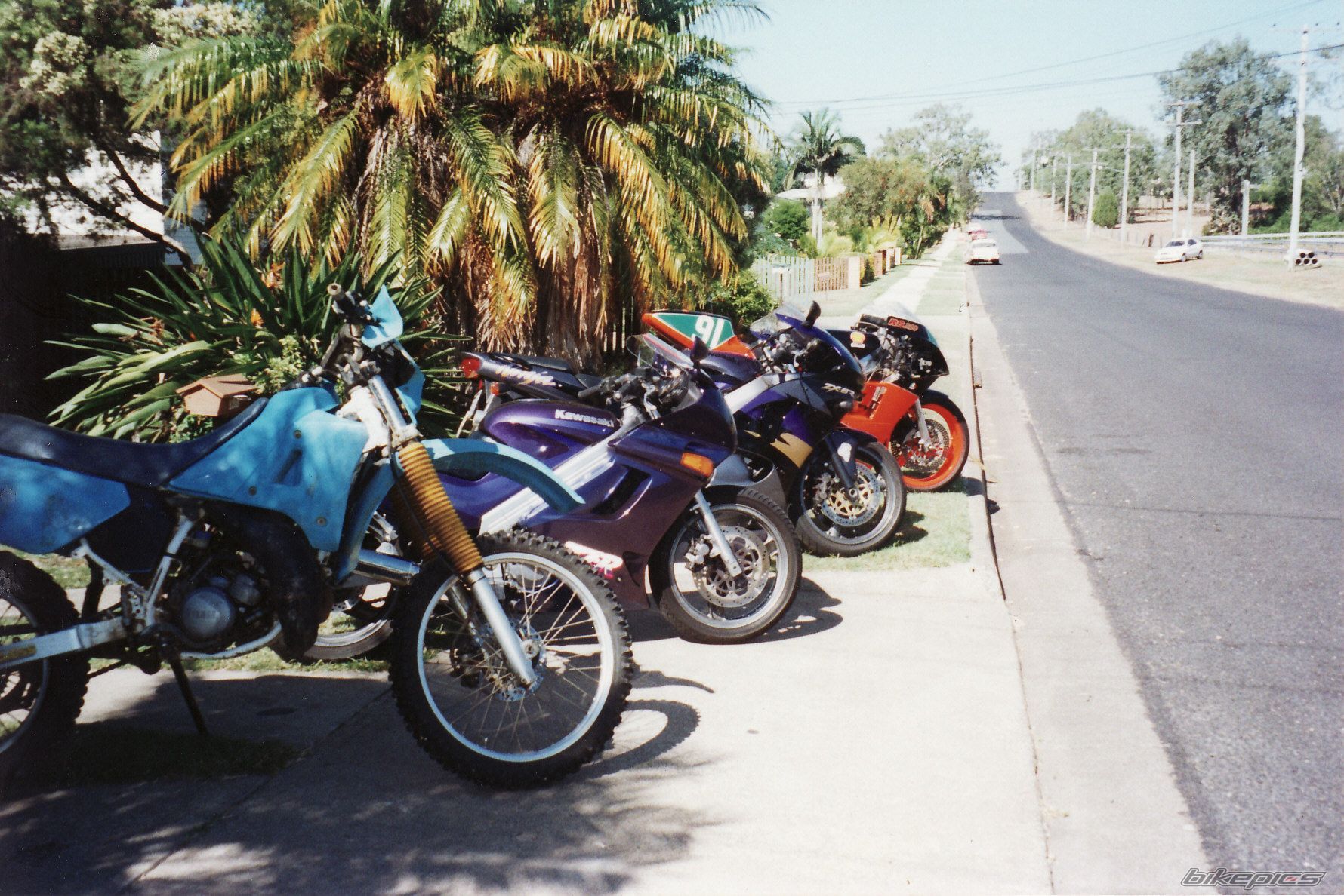 1991 YAMAHA DT 200 | Picture 1789374 motorcycle photo
