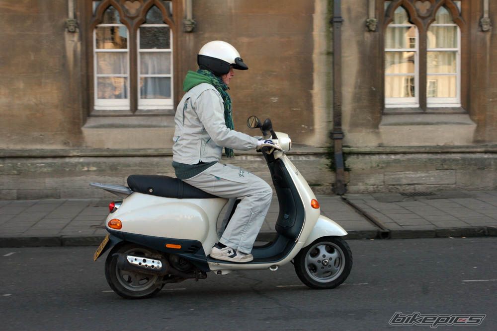 2002 VESPA ET2 50 | Picture 1789752 motorcycle photo