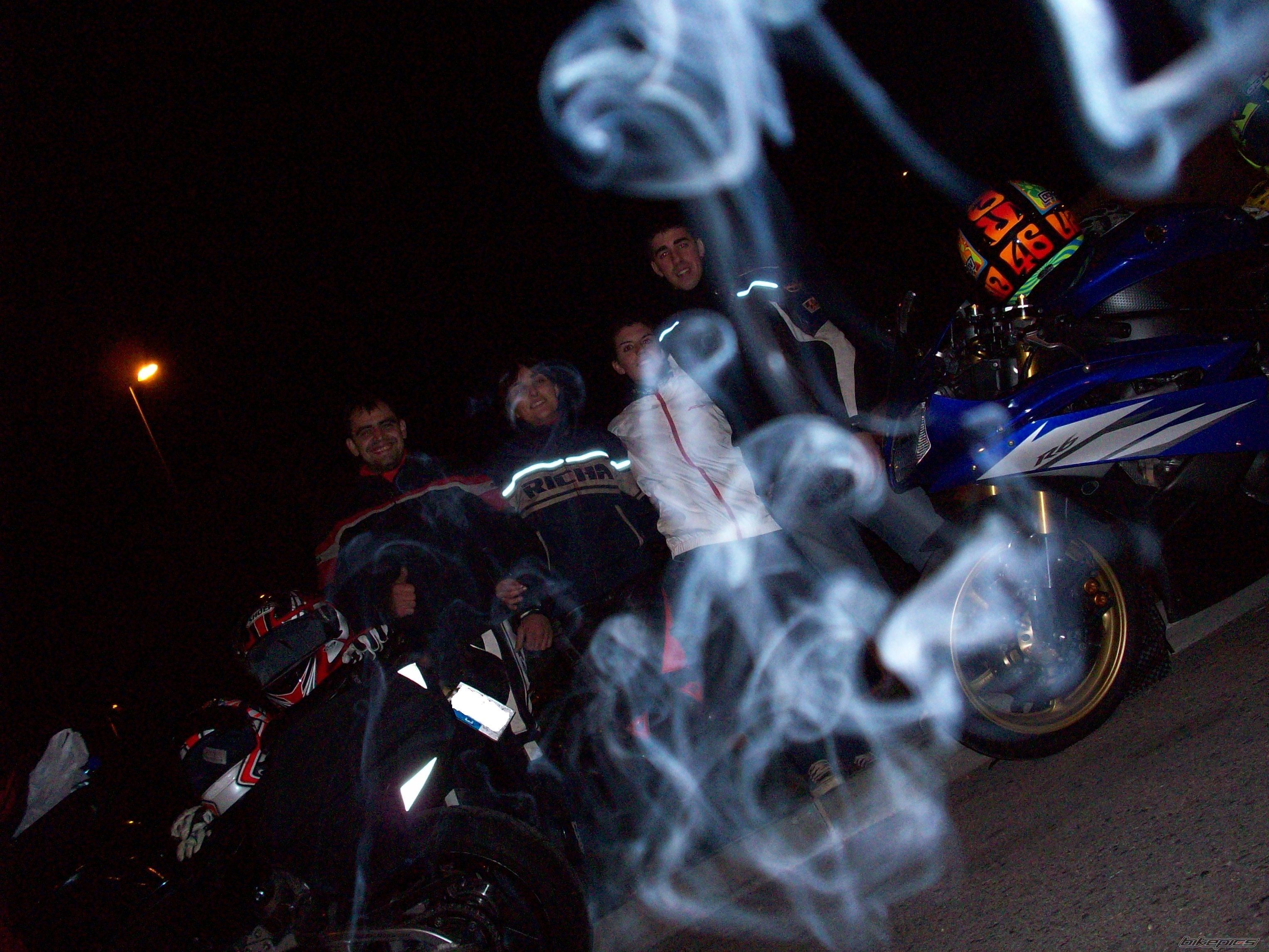 2006 YAMAHA YZF R6 | Picture 1790292 motorcycle photo