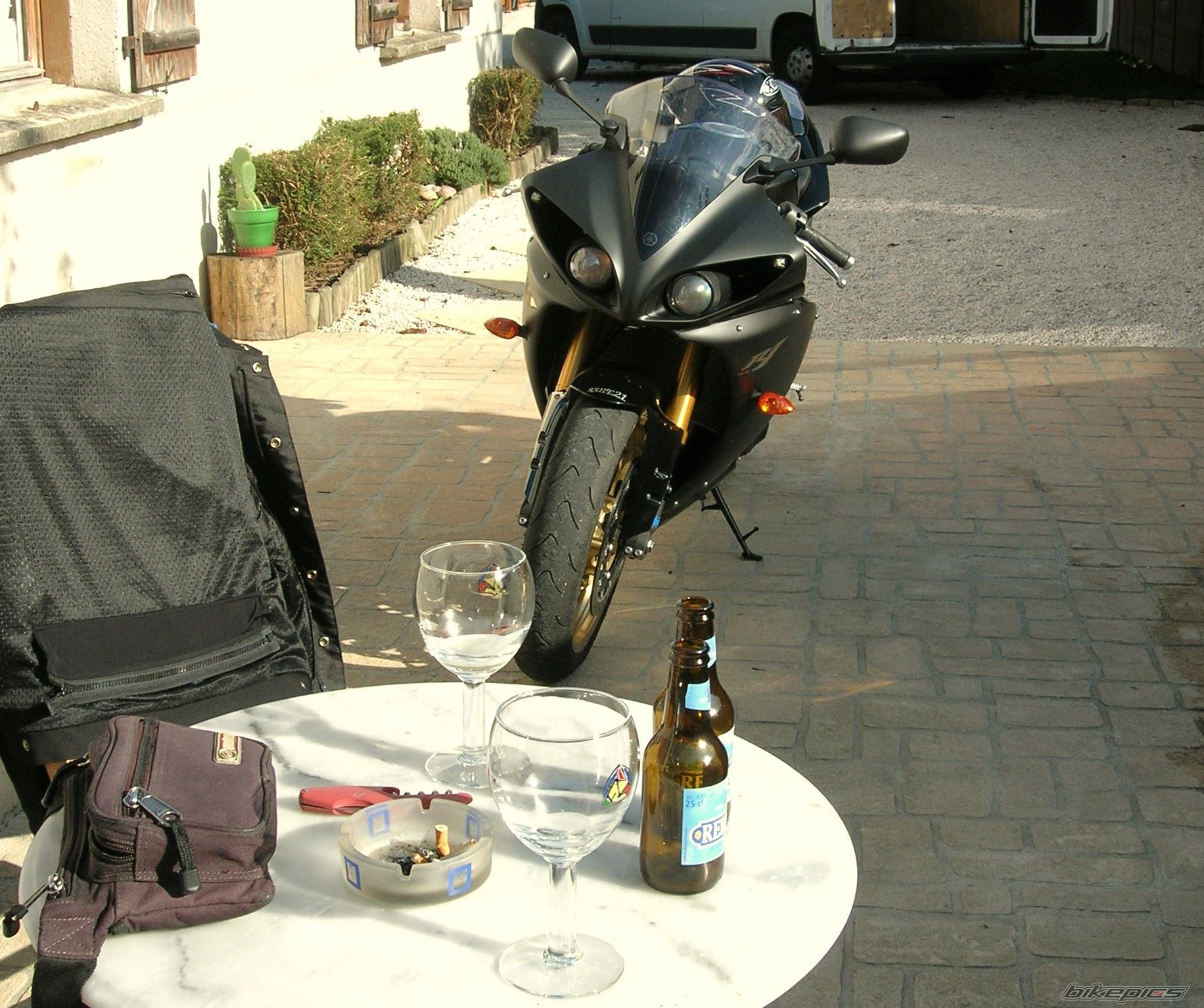 2009 YAMAHA YZF R1 | Picture 1790480 motorcycle photo