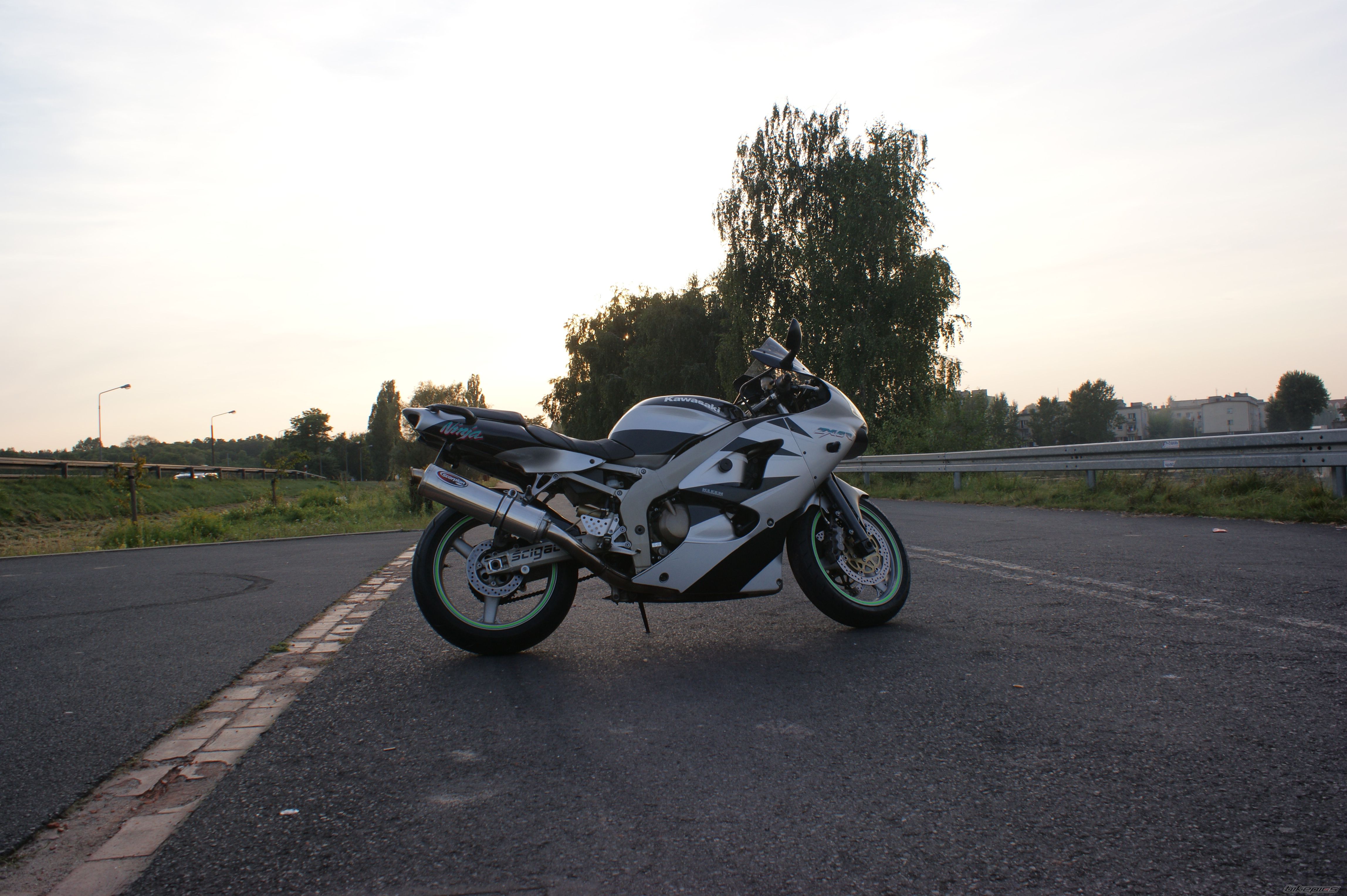2000 KAWASAKI ZX 6R | Picture 1790571 motorcycle photo