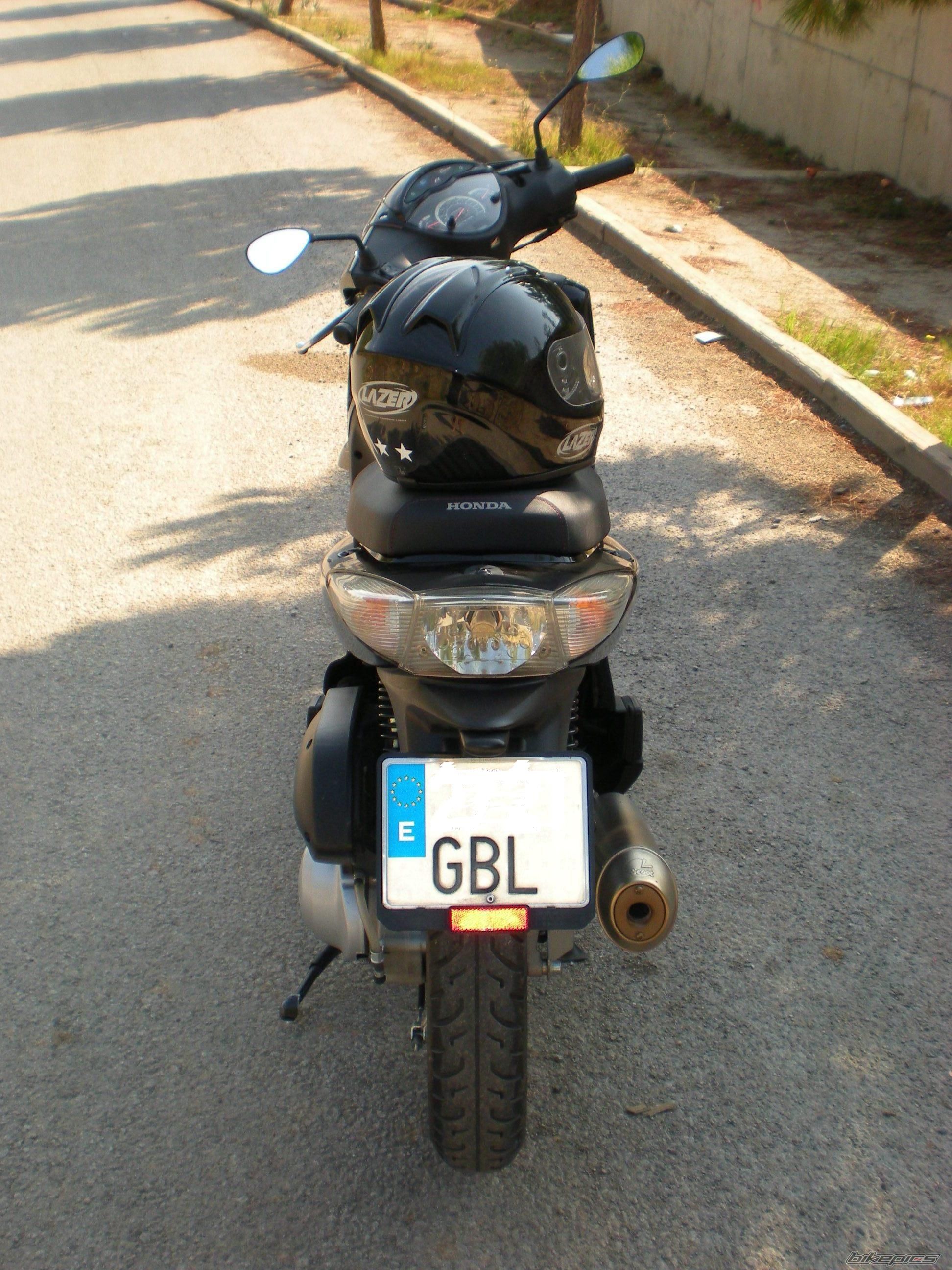 2008 HONDA SH125 | Picture 1791577 motorcycle photo