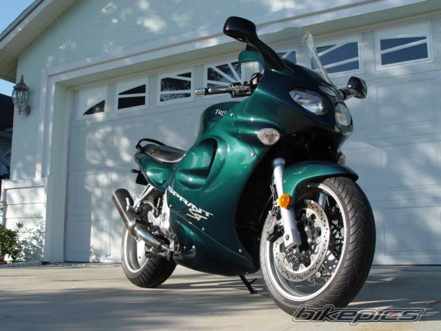 2001 TRIUMPH SPRINT ST | Picture 179161 motorcycle photo
