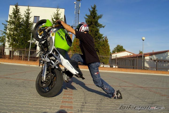 2004 KAWASAKI ZX 6R | Picture 1793744 motorcycle photo