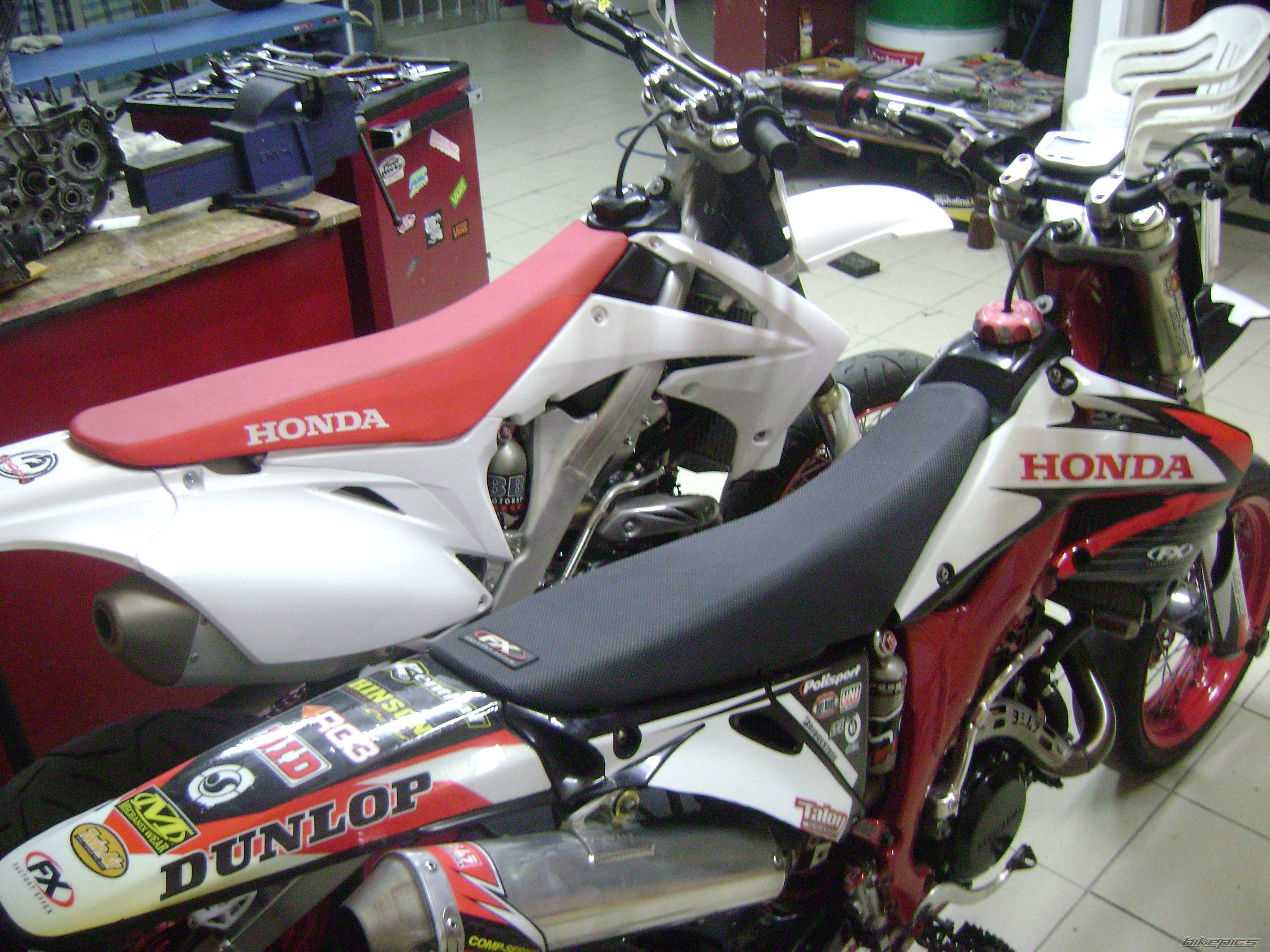 2009 HONDA CRF 450 | Picture 1794069 motorcycle photo