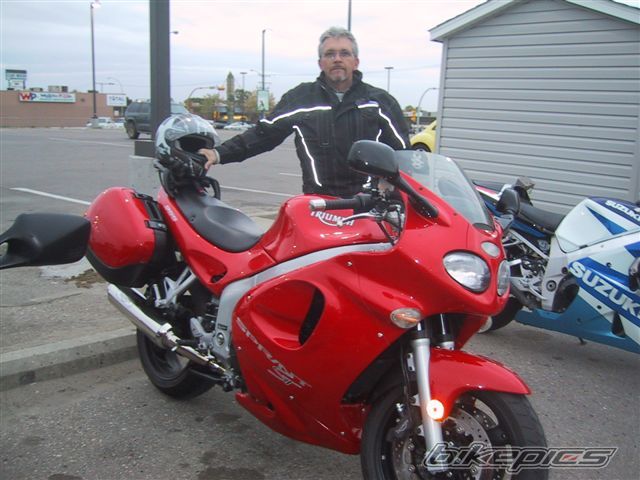 1999 TRIUMPH SPRINT ST | Picture 1794440 motorcycle photo