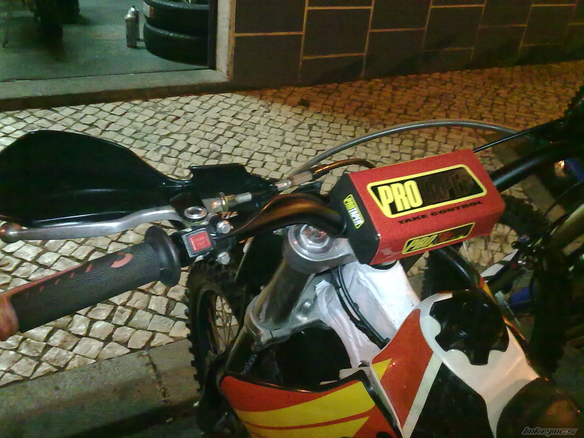 2009 HONDA CR 250 | Picture 1794648 motorcycle photo