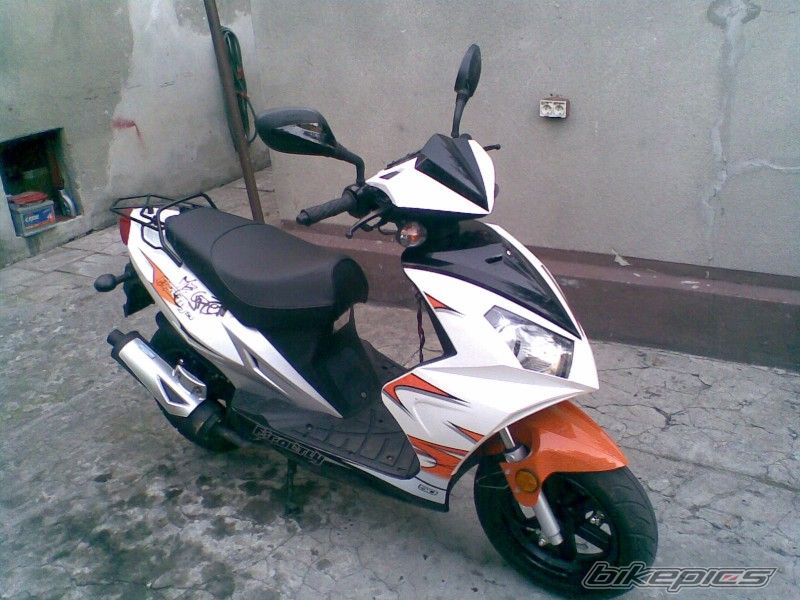 2008 YAMAHA AEROX 50 | Picture 1795315 motorcycle photo